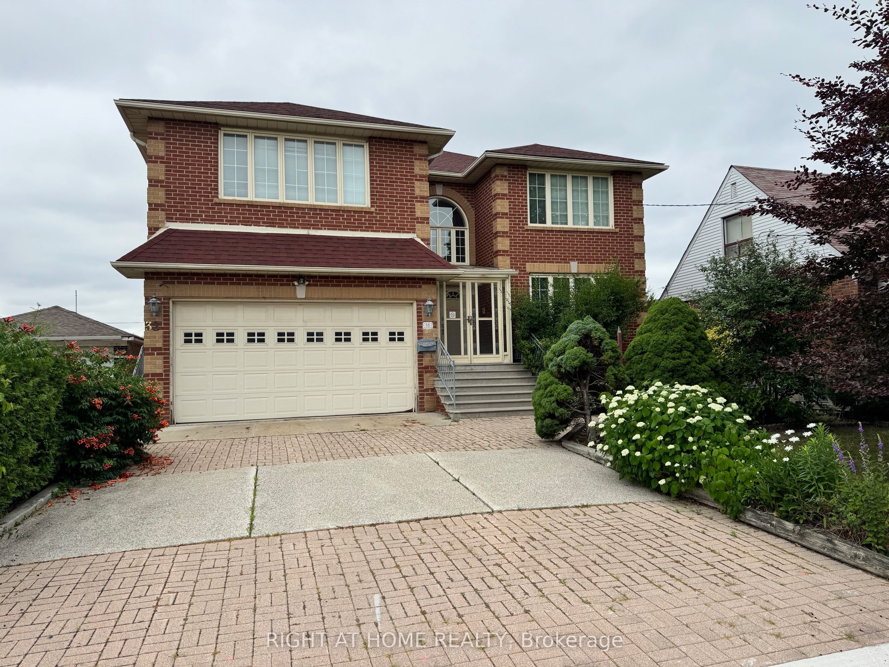 32 Creston Road Property Photo 1