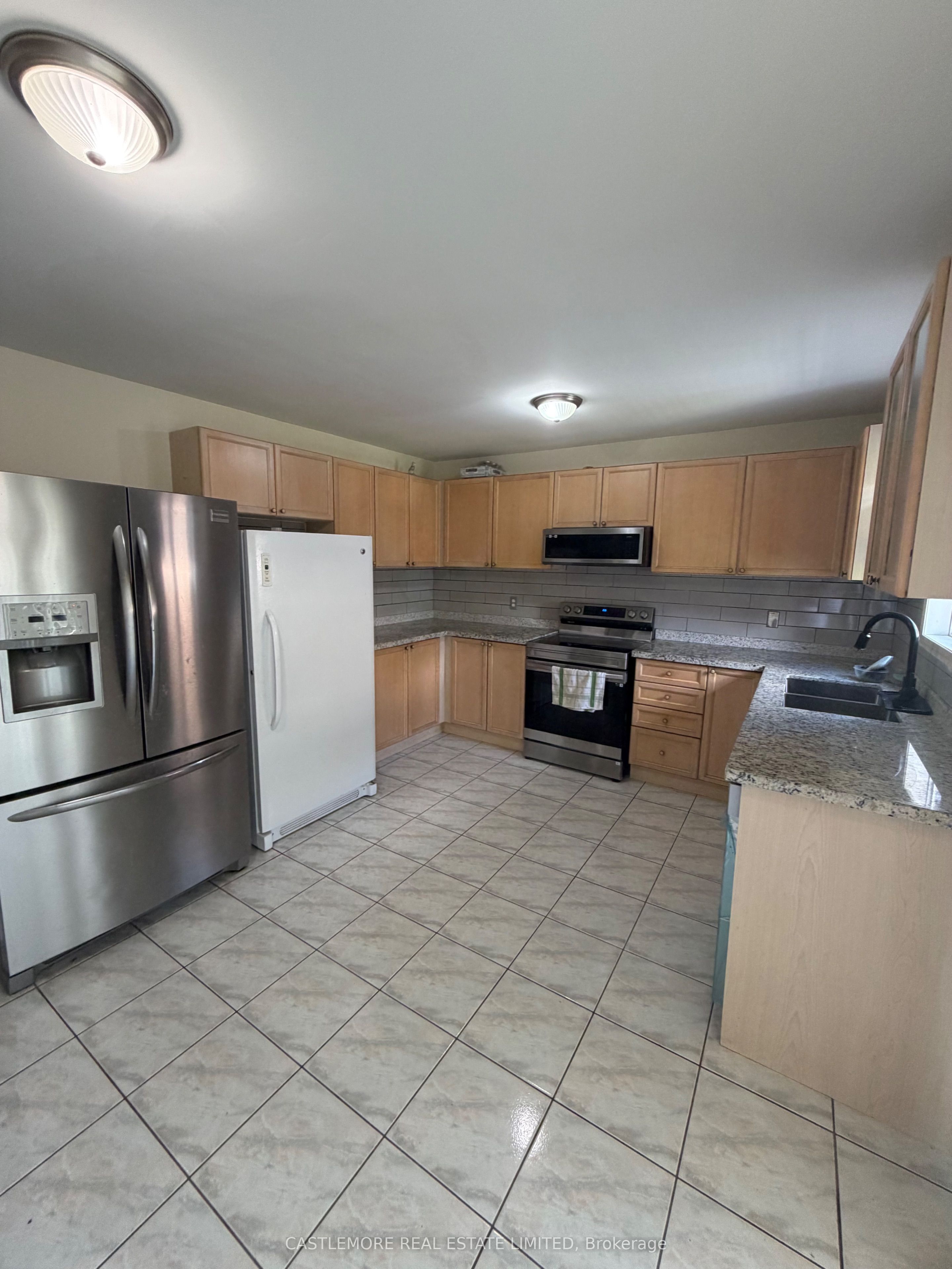 127 Brisdale Drive Property Photo 5