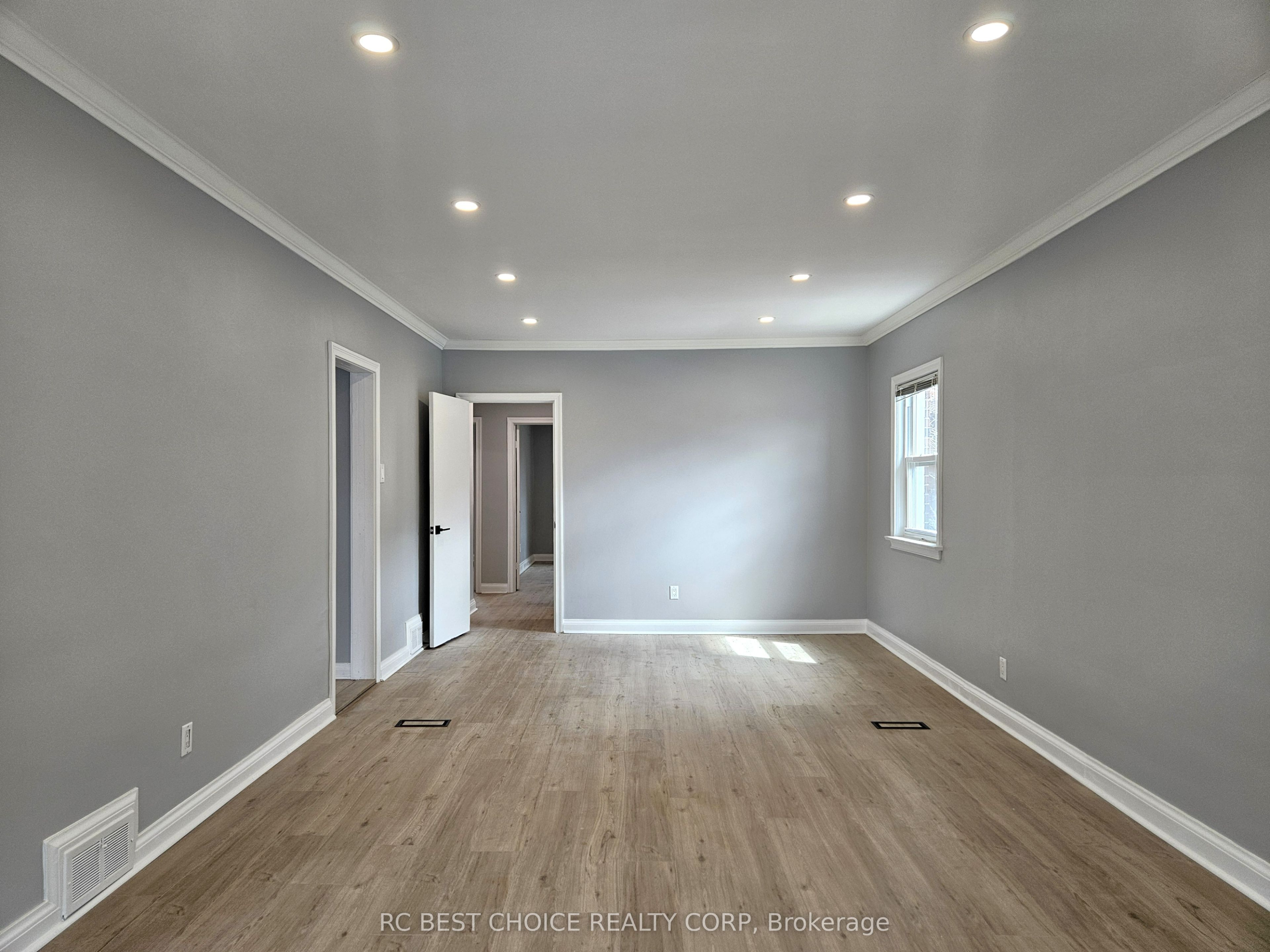 45 Mayall Avenue Main Property Photo 6