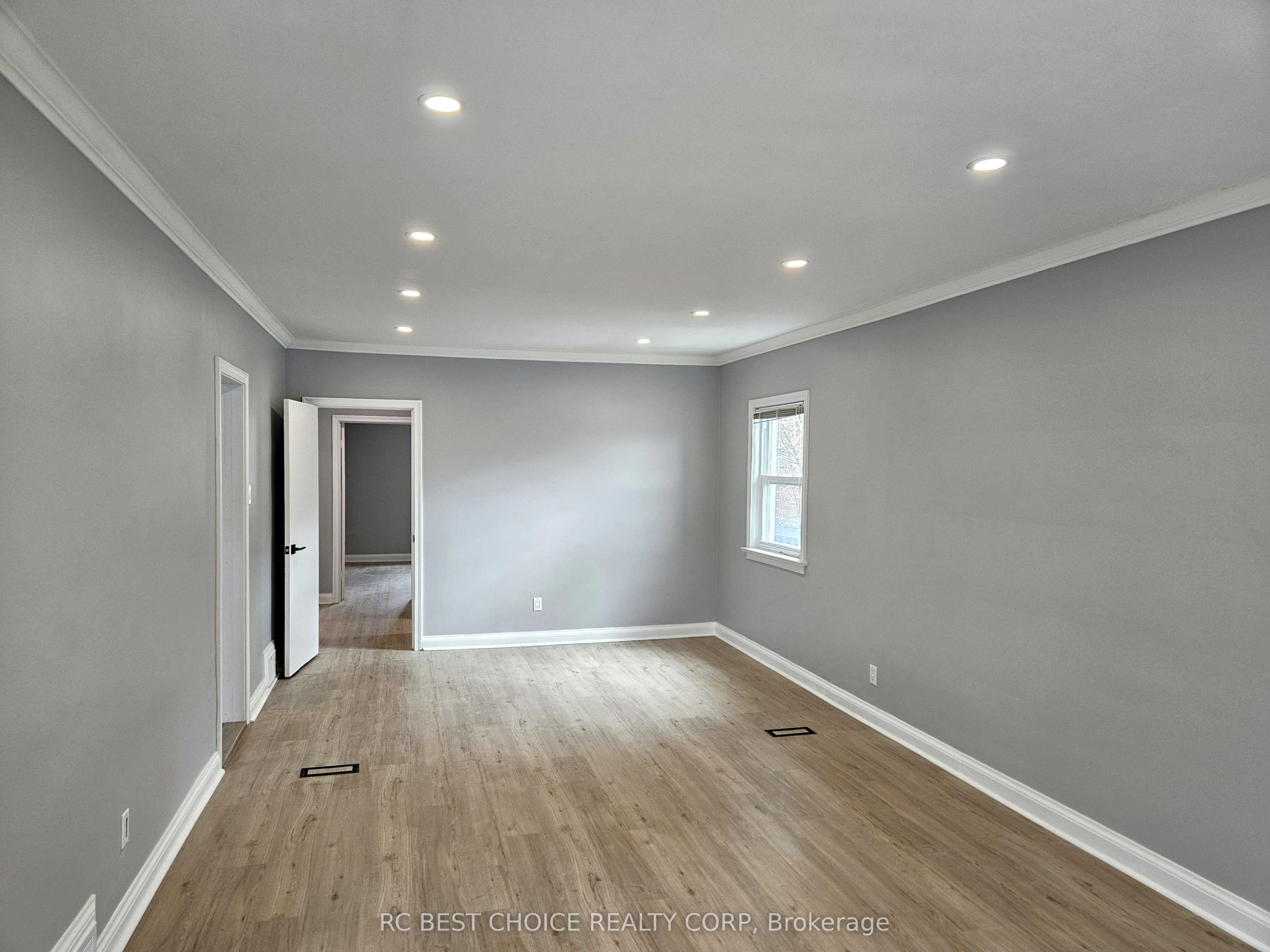 45 Mayall Avenue Main Property Photo 9