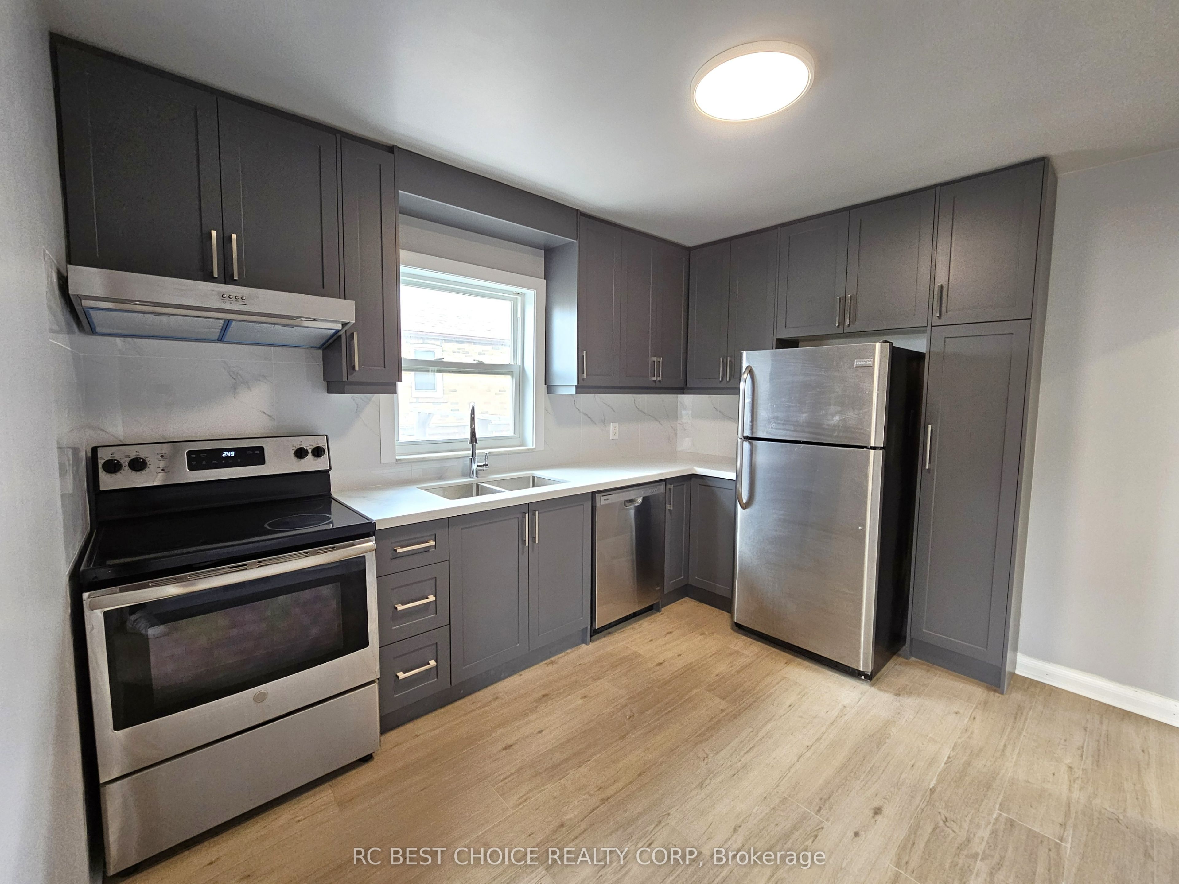 45 Mayall Avenue Main Property Photo 12