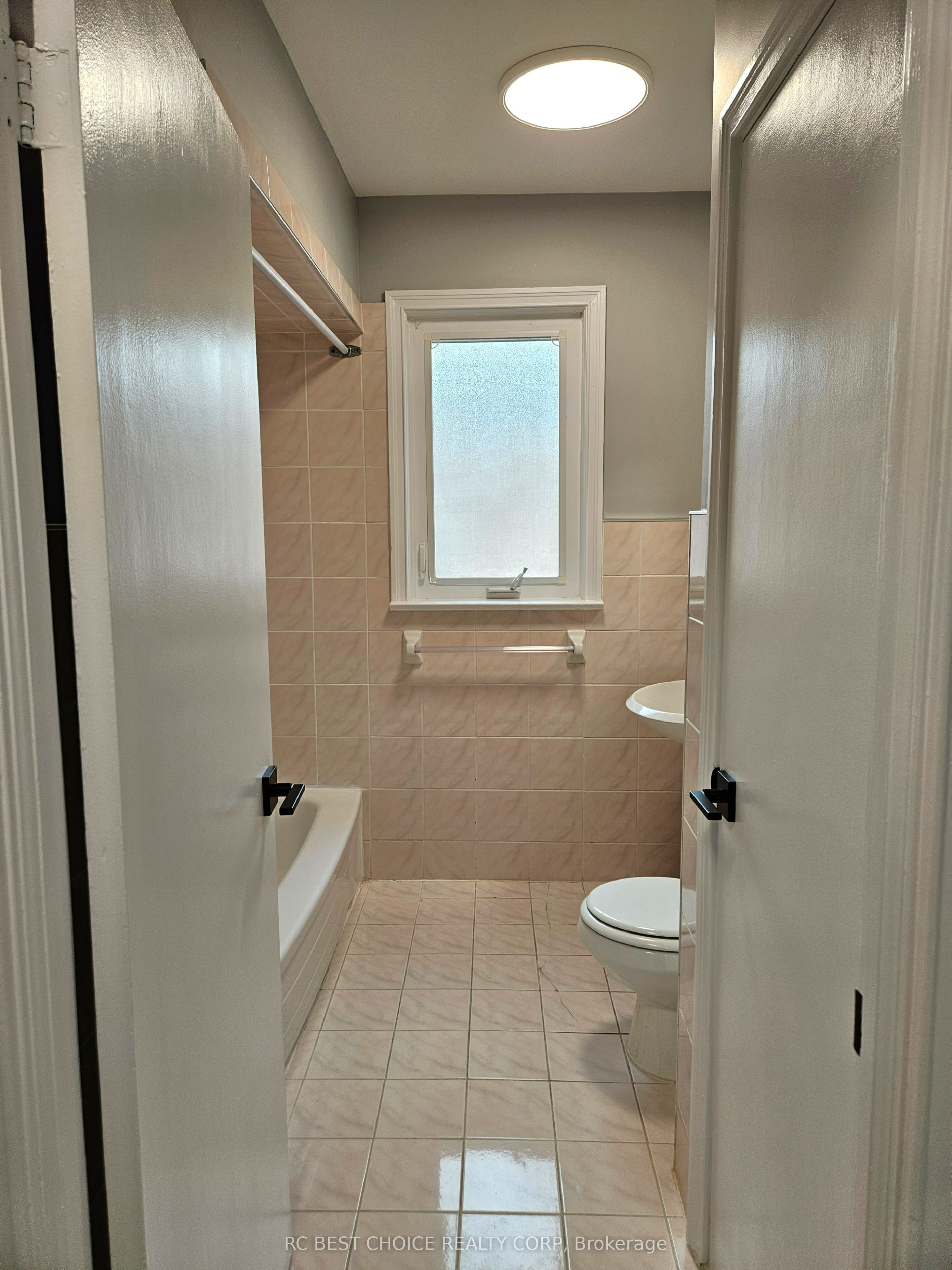 45 Mayall Avenue Main Property Photo 16
