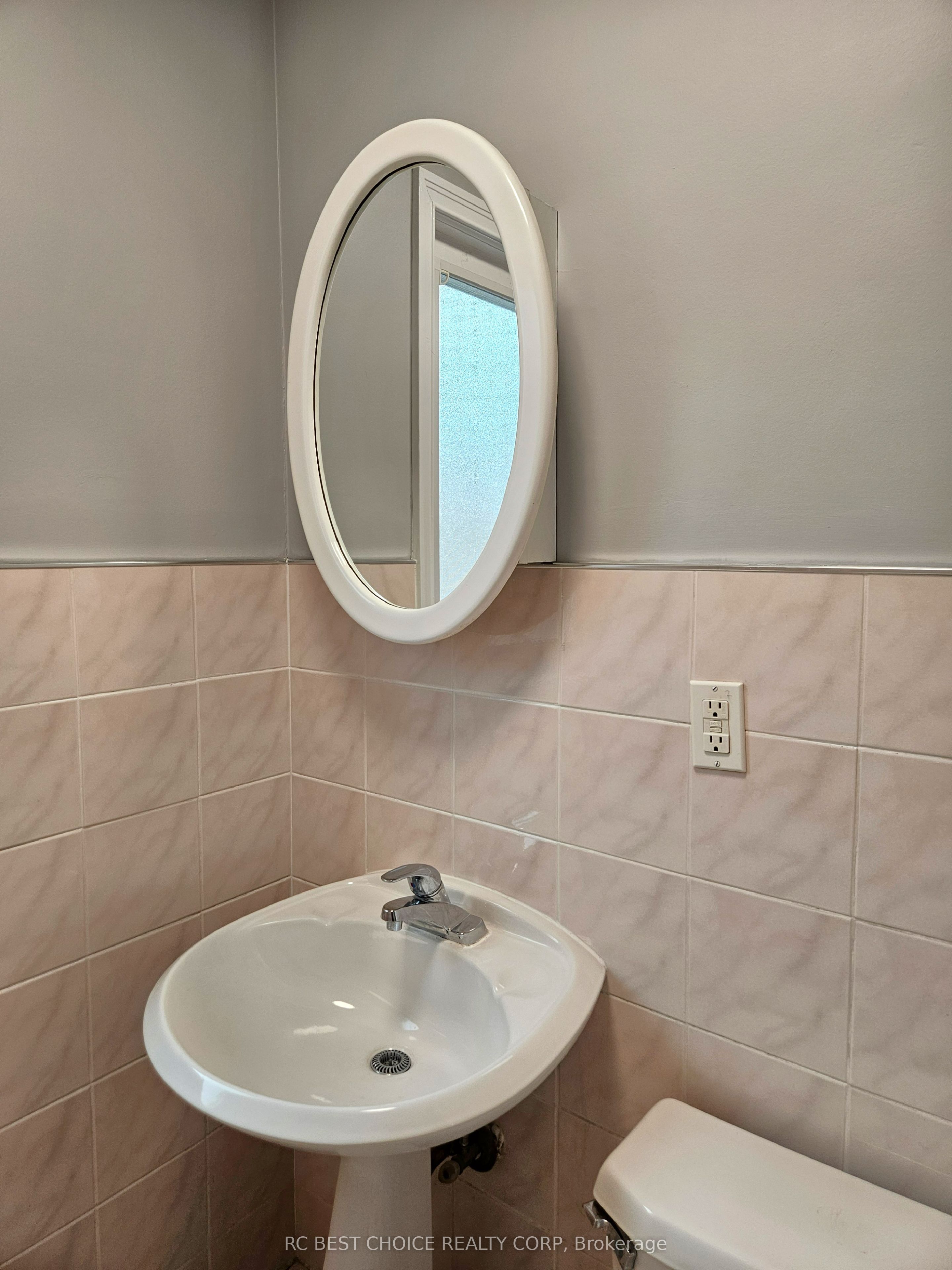 45 Mayall Avenue Main Property Photo 18