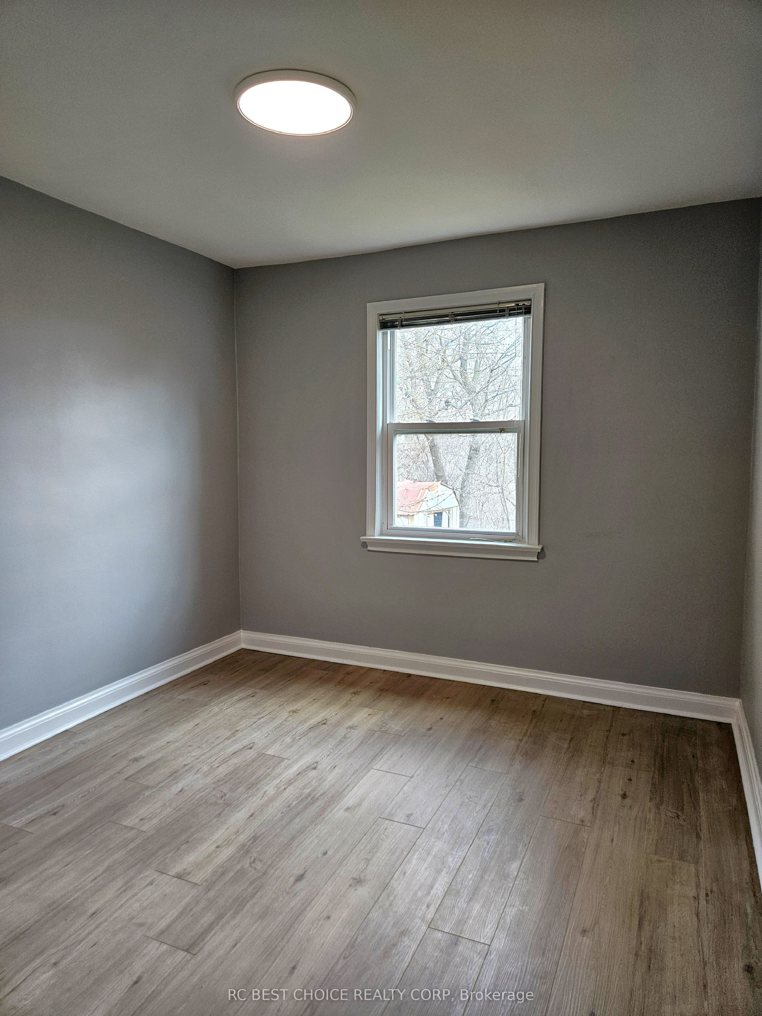 45 Mayall Avenue Main Property Photo 24