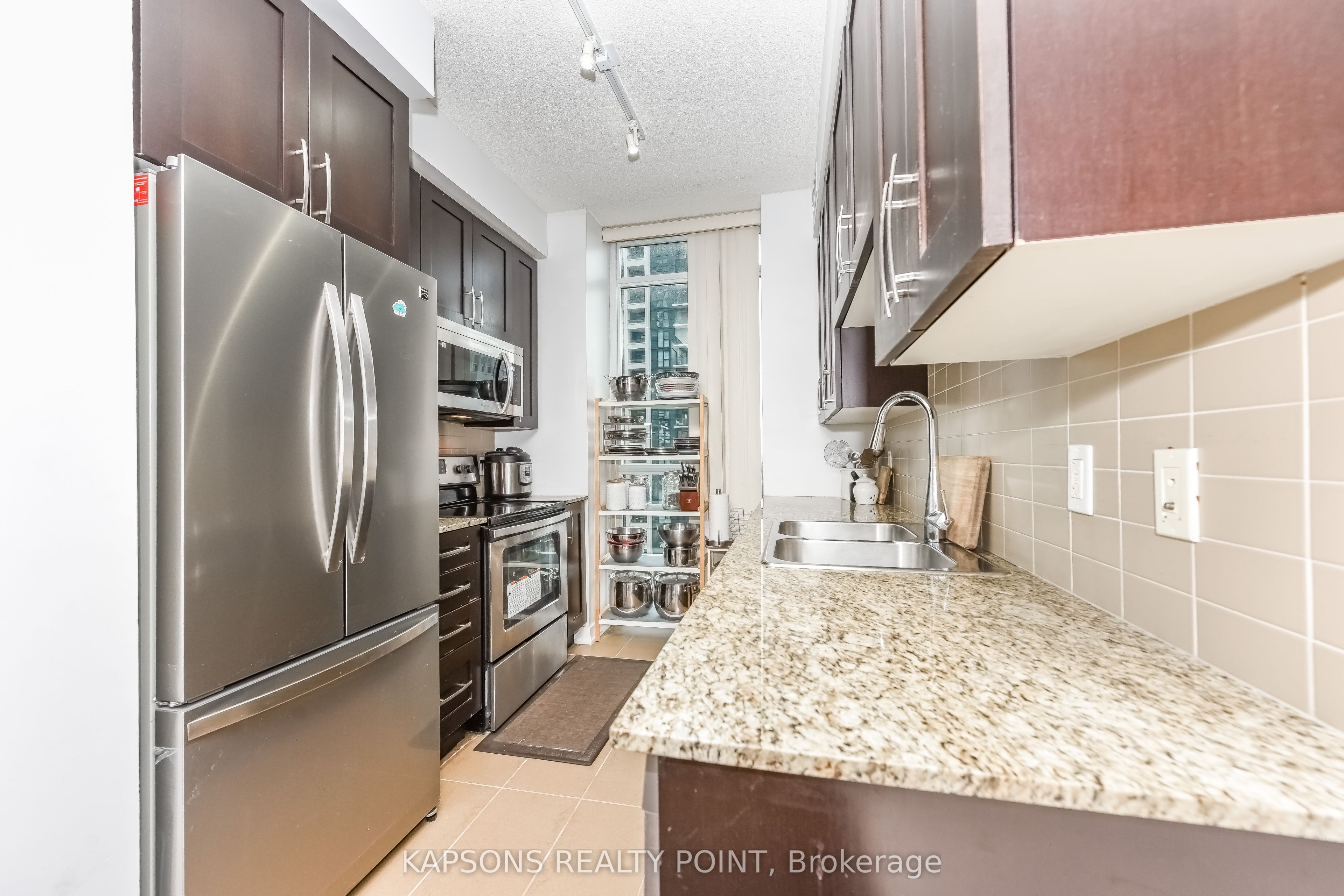 4070 Confederation Parkway 2204 Property Photo 11