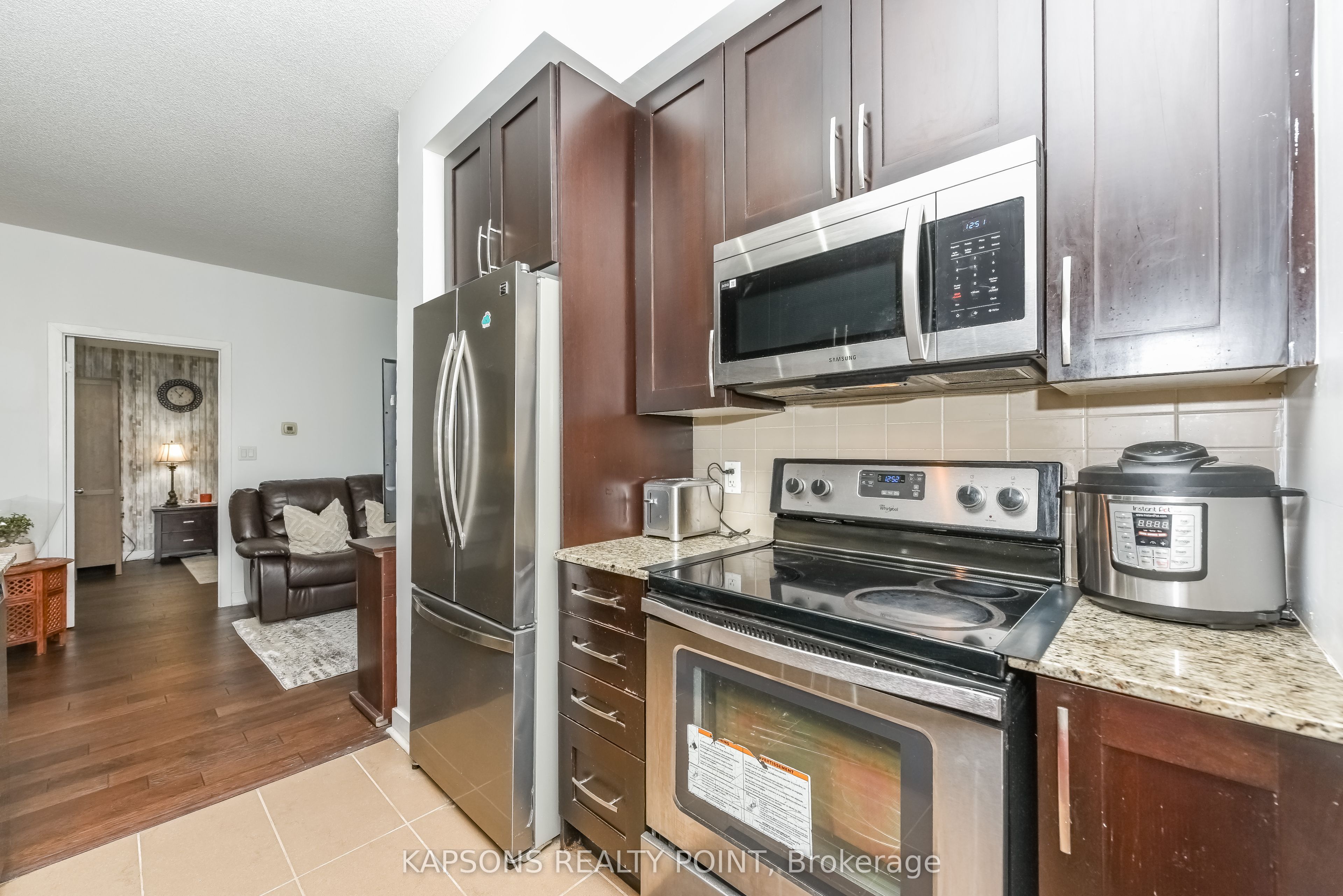 4070 Confederation Parkway 2204 Property Photo 13