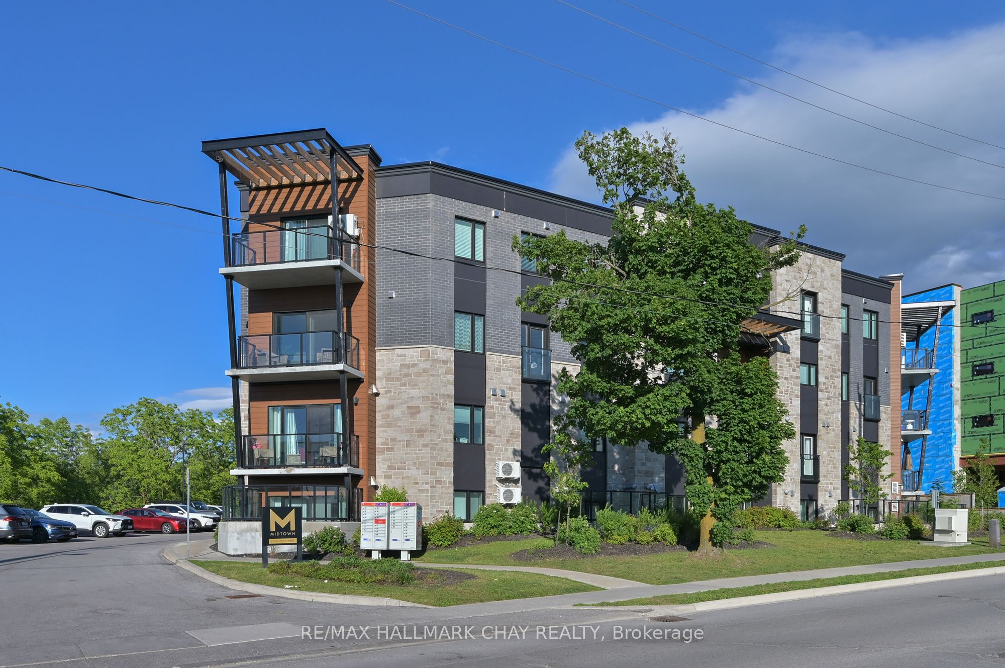 17 Centre Street 312 Property Photo 1
