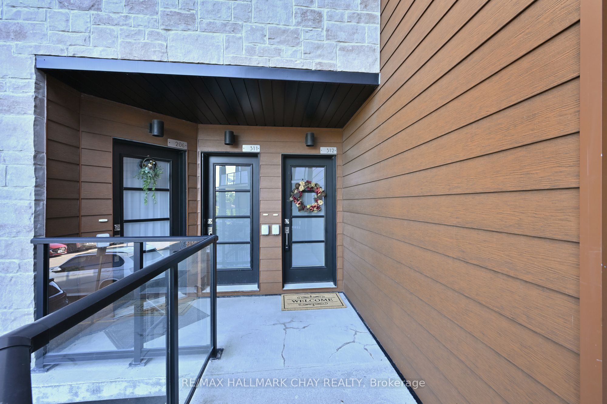 17 Centre Street 312 Property Photo 4