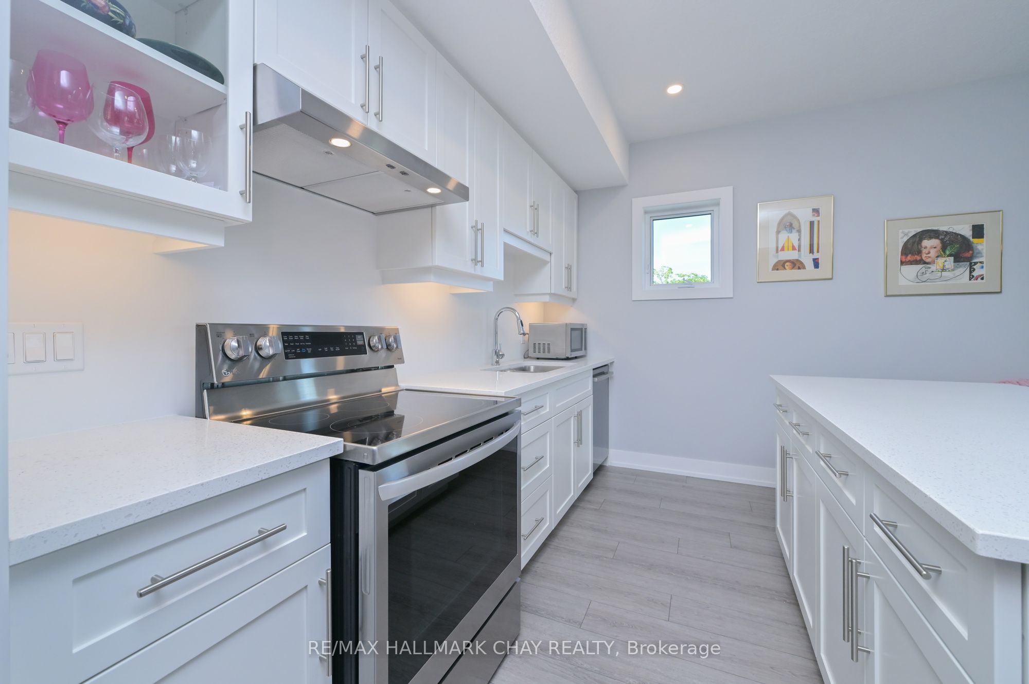 17 Centre Street 312 Property Photo 7