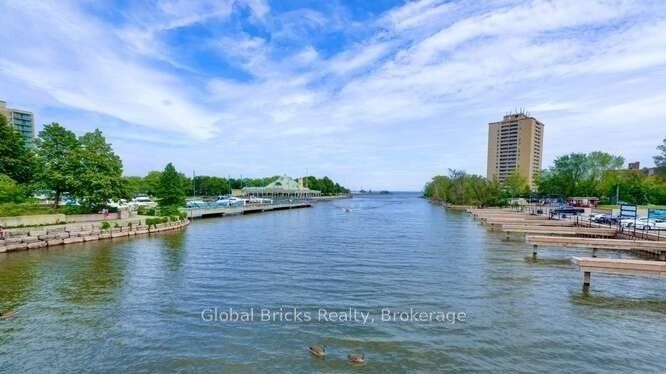 49 Queen Street E 501 Property Photo 12