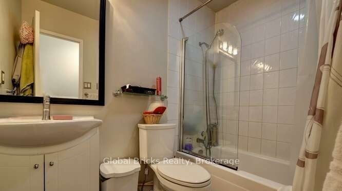 49 Queen Street E 501 Property Photo 14