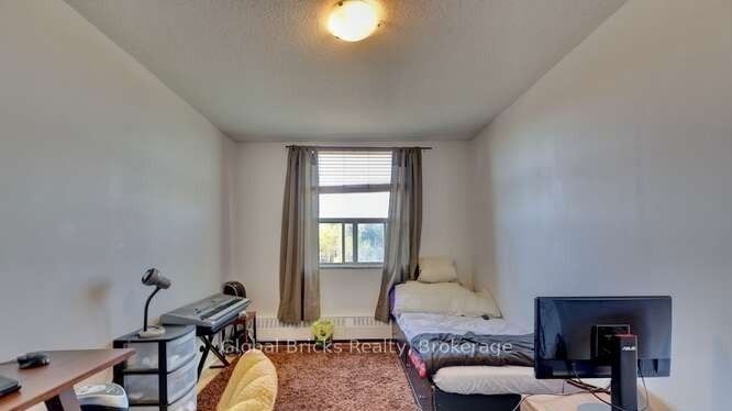 49 Queen Street E 501 Property Photo 15