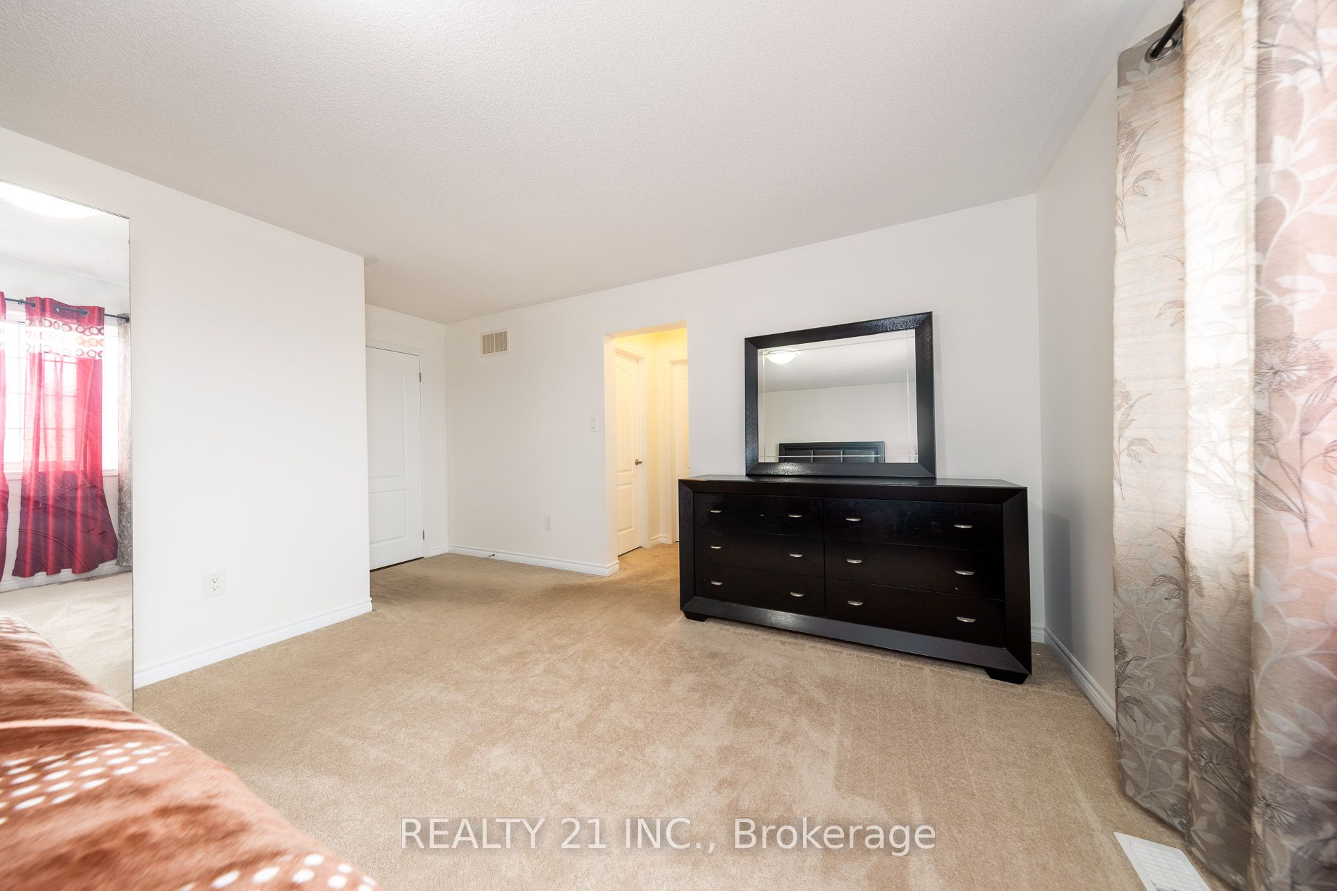 54 Tysonville Circle Property Photo 23