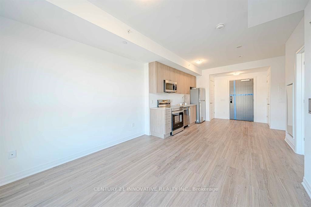 490 Gordon Krantz Avenue 201 Property Photo 16
