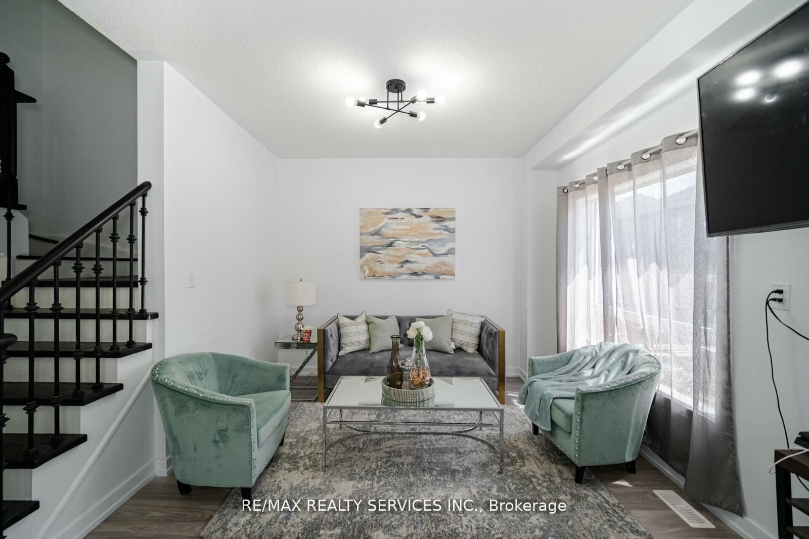 17 Dawes Road Property Photo 5