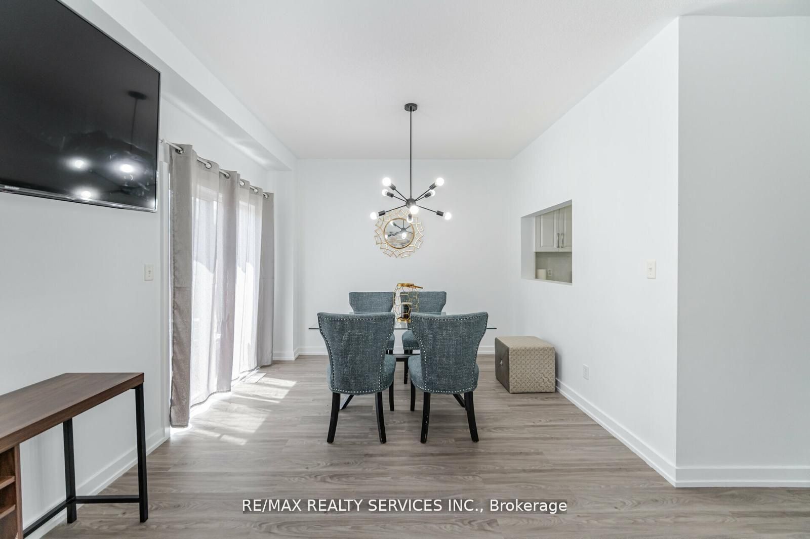 17 Dawes Road Property Photo 12