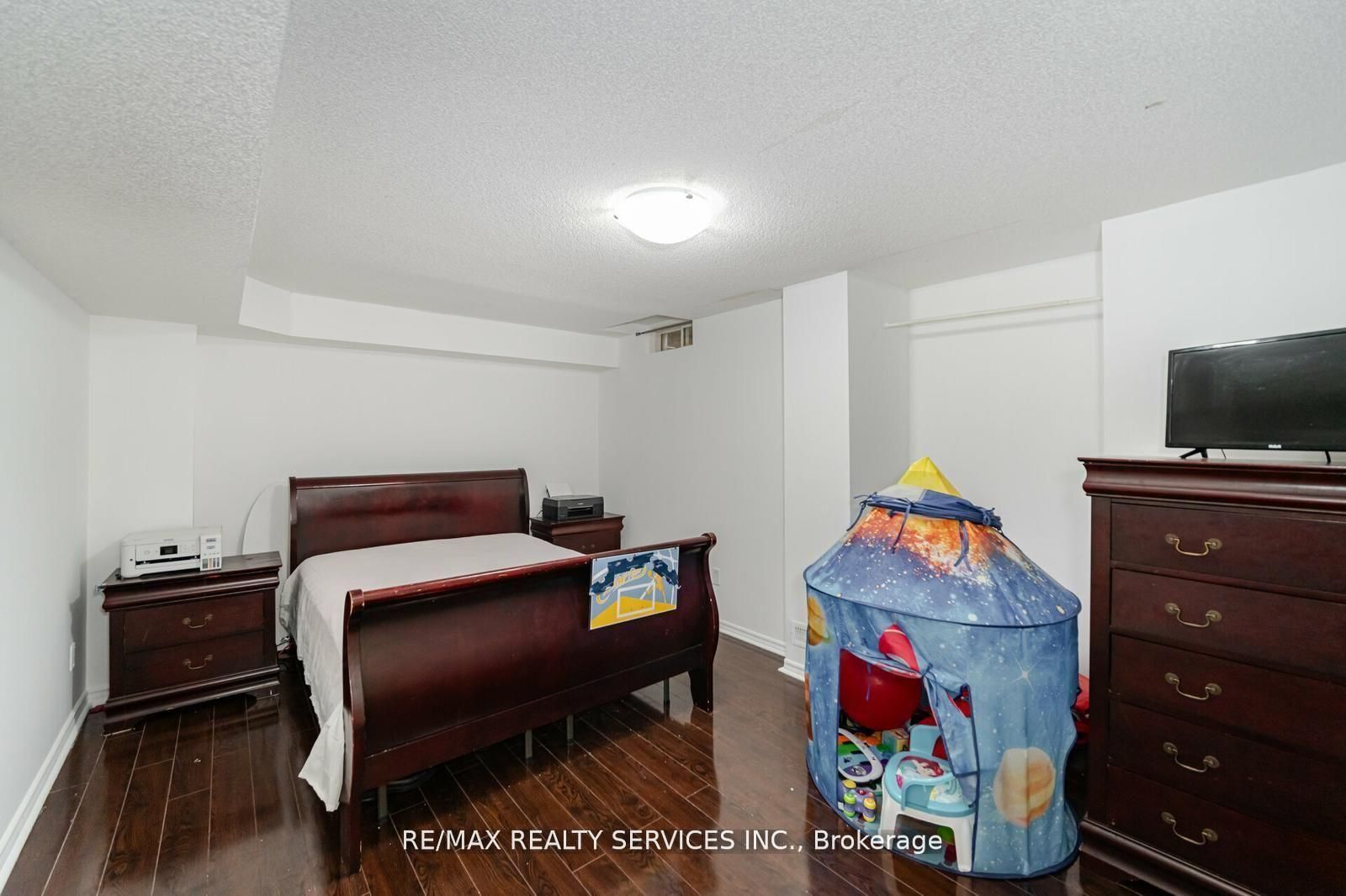 17 Dawes Road Property Photo 17
