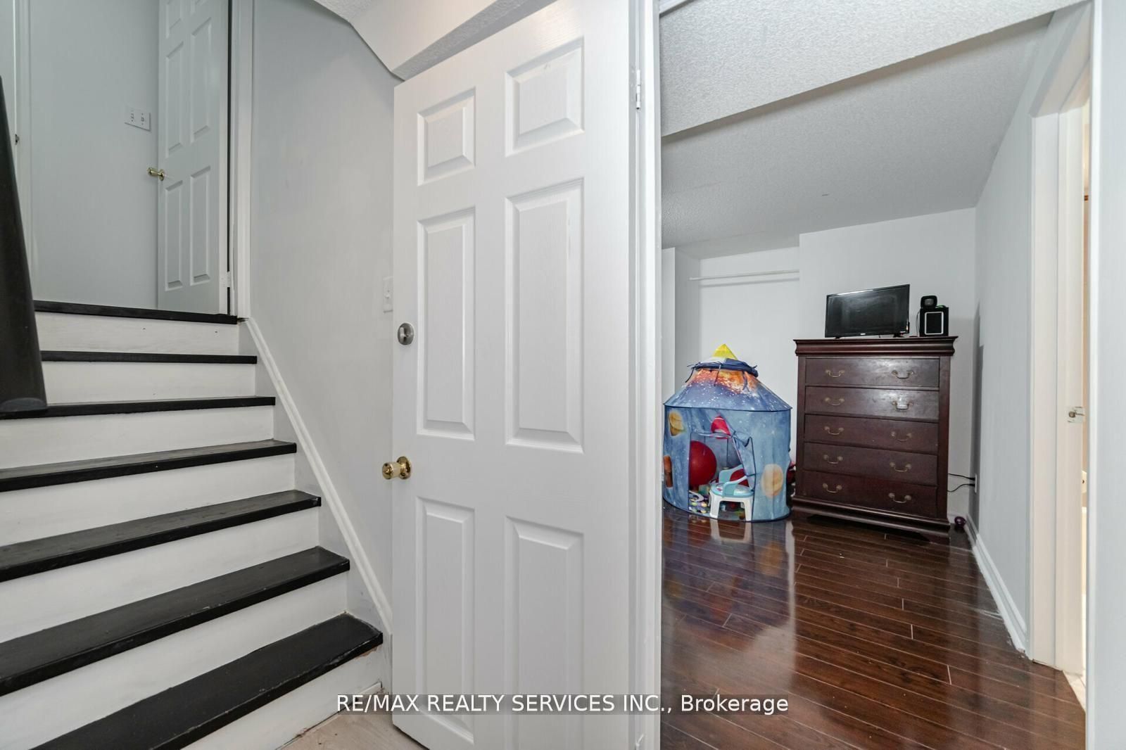 17 Dawes Road Property Photo 18
