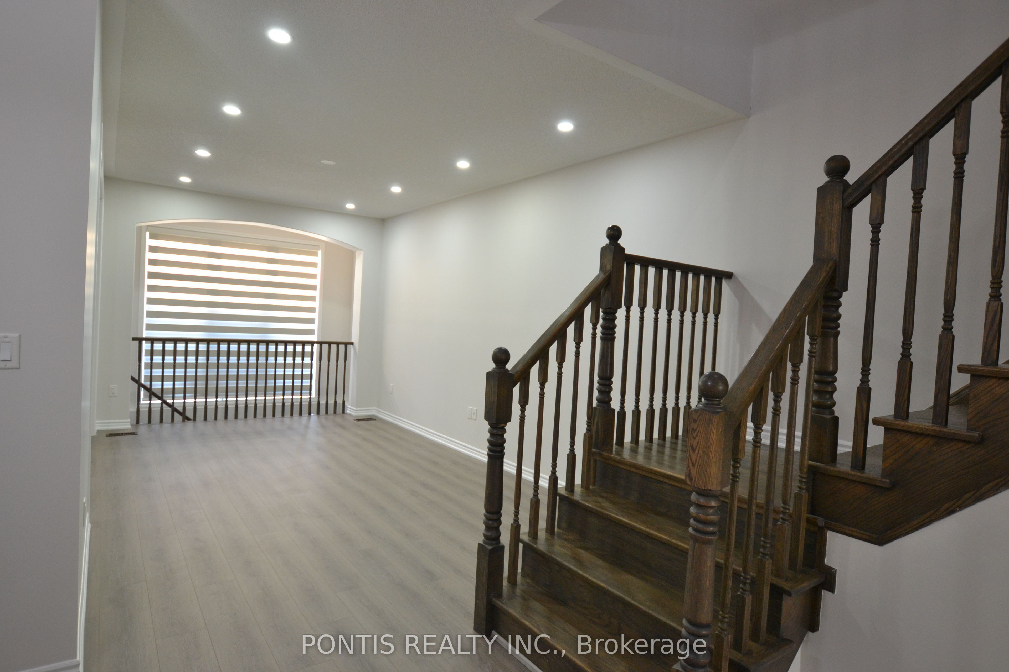 47 Phyllis Drive Property Photo 6
