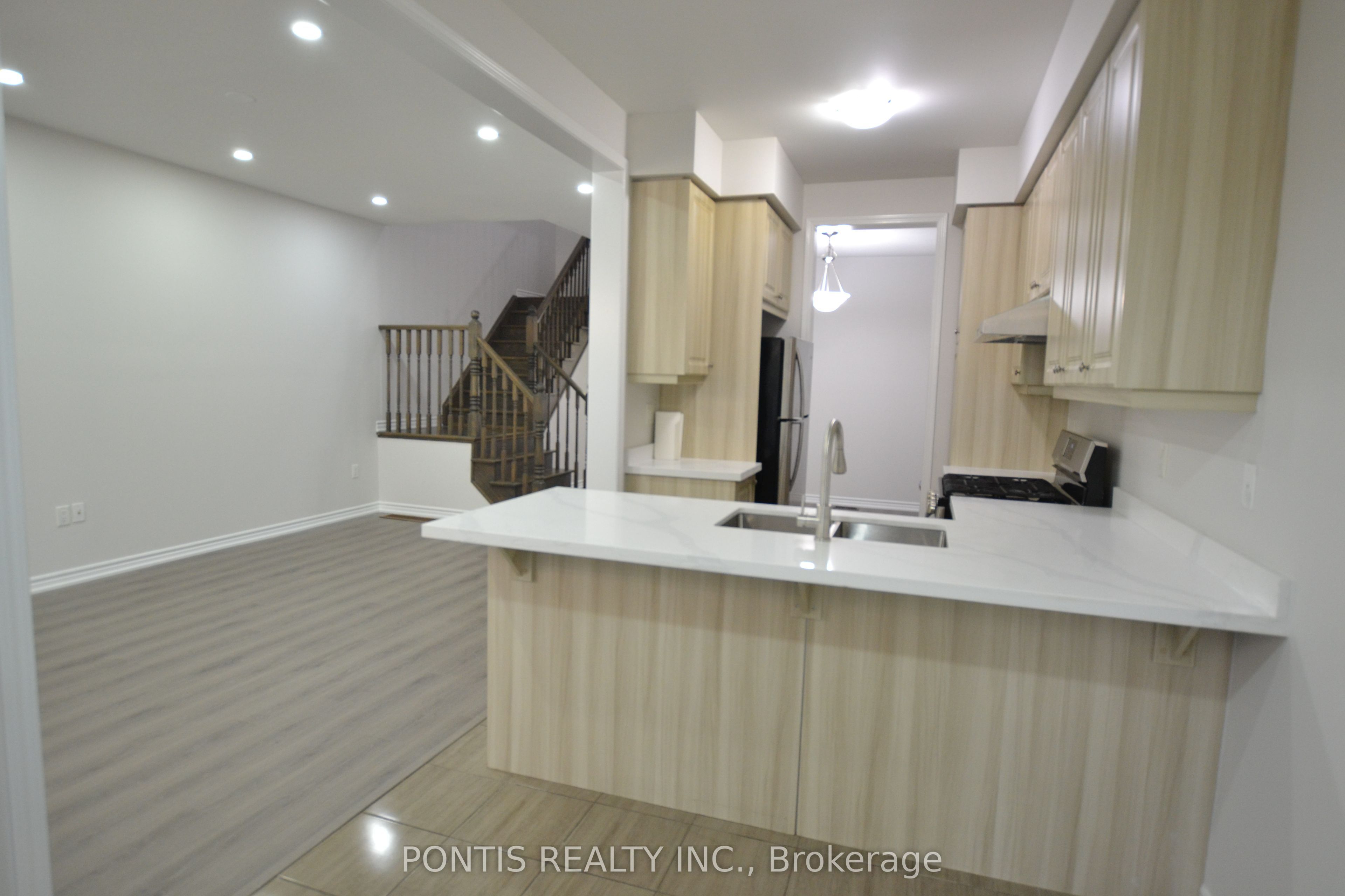 47 Phyllis Drive Property Photo 14