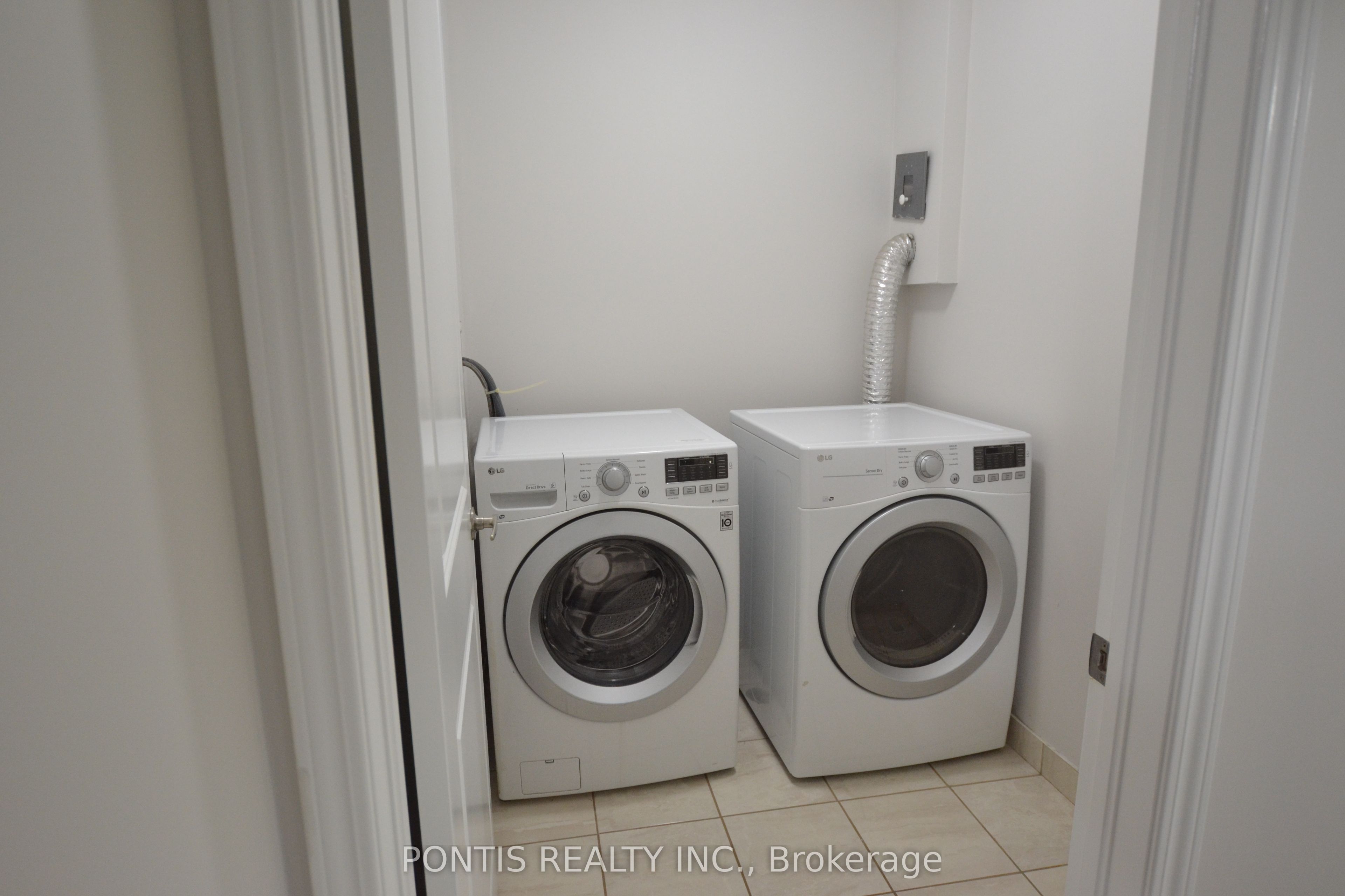 47 Phyllis Drive Property Photo 28