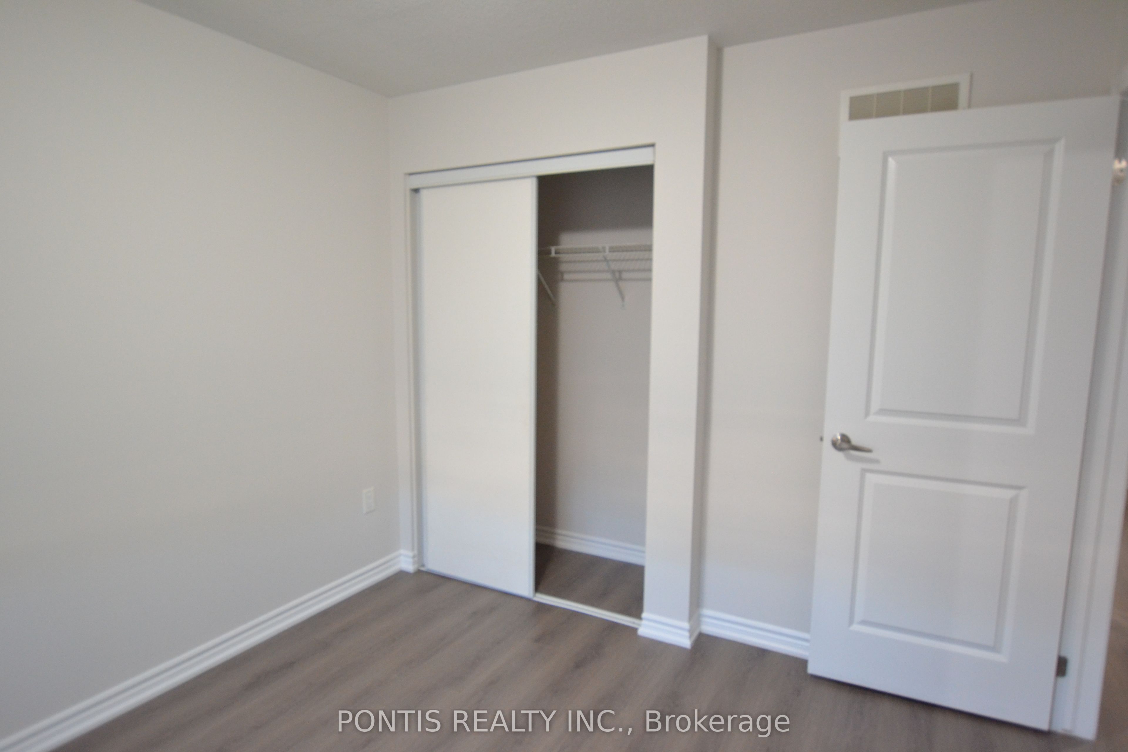 47 Phyllis Drive Property Photo 31