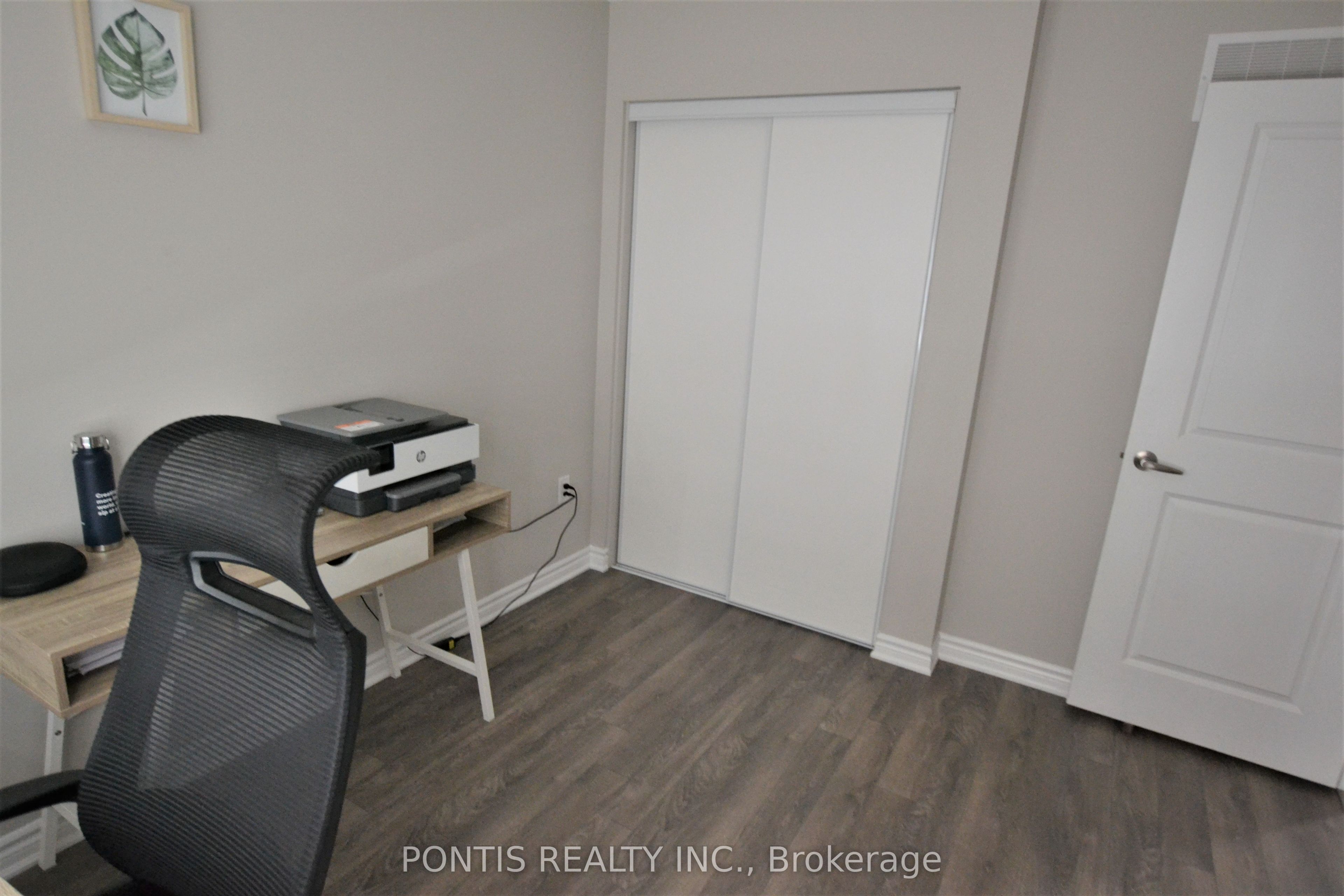 47 Phyllis Drive Property Photo 32