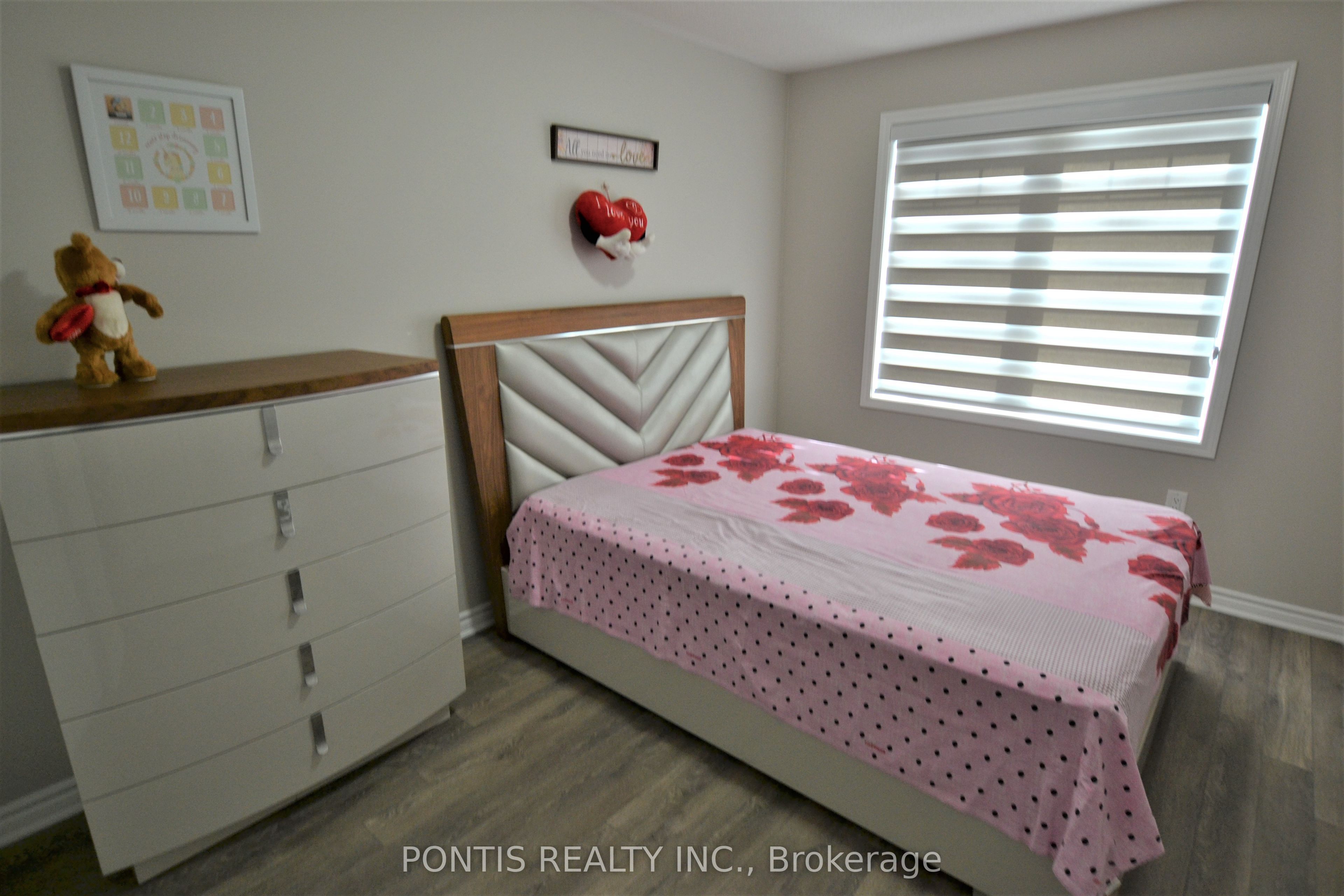 47 Phyllis Drive Property Photo 33