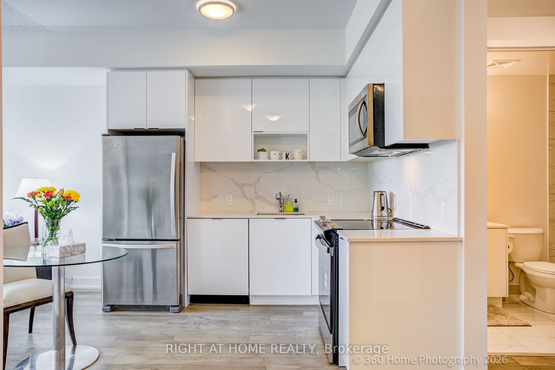 202 Burnhamthorpe Road E 505 Property Photo 11