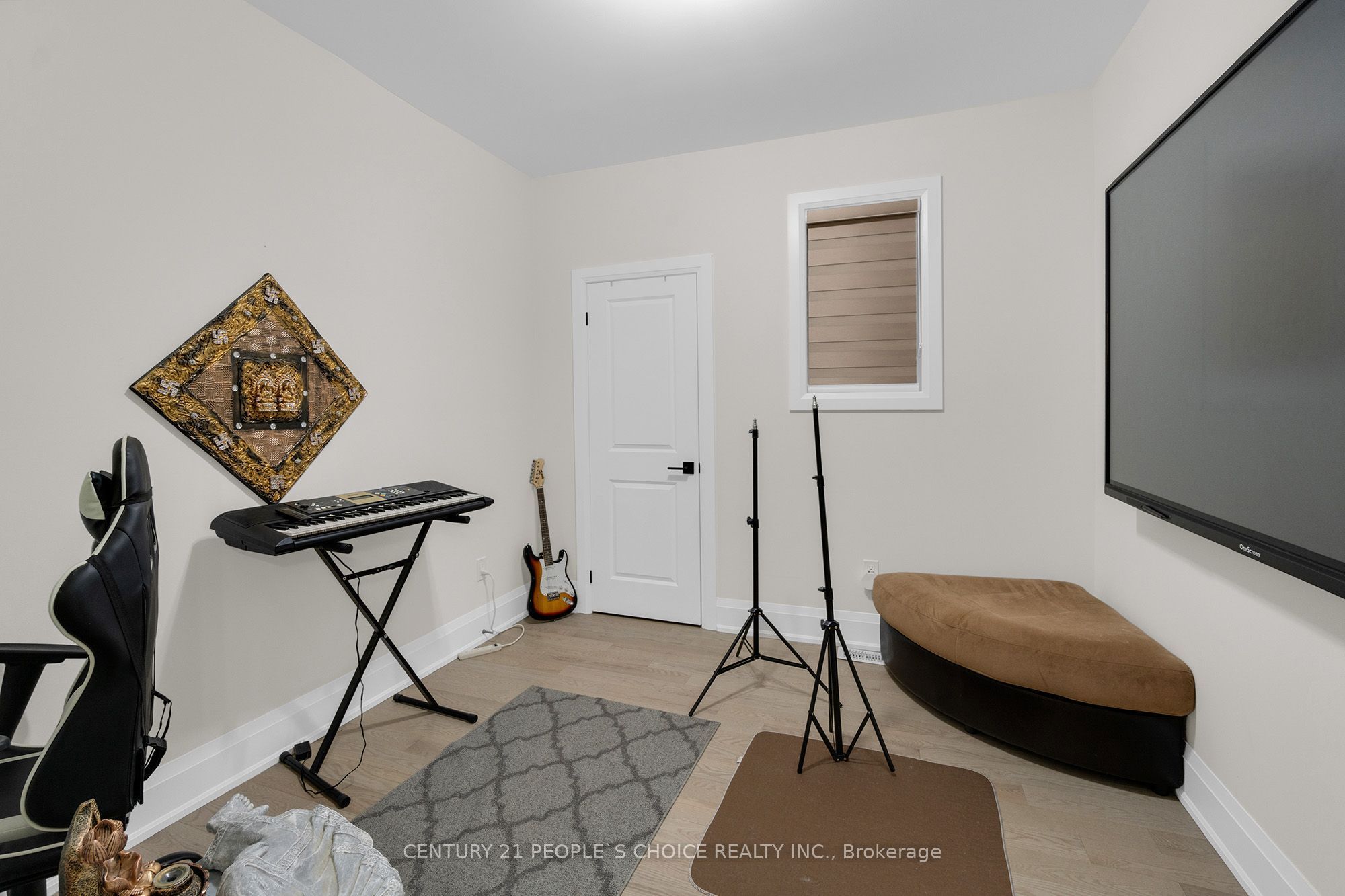 10 Tweedhill Avenue Property Photo 33