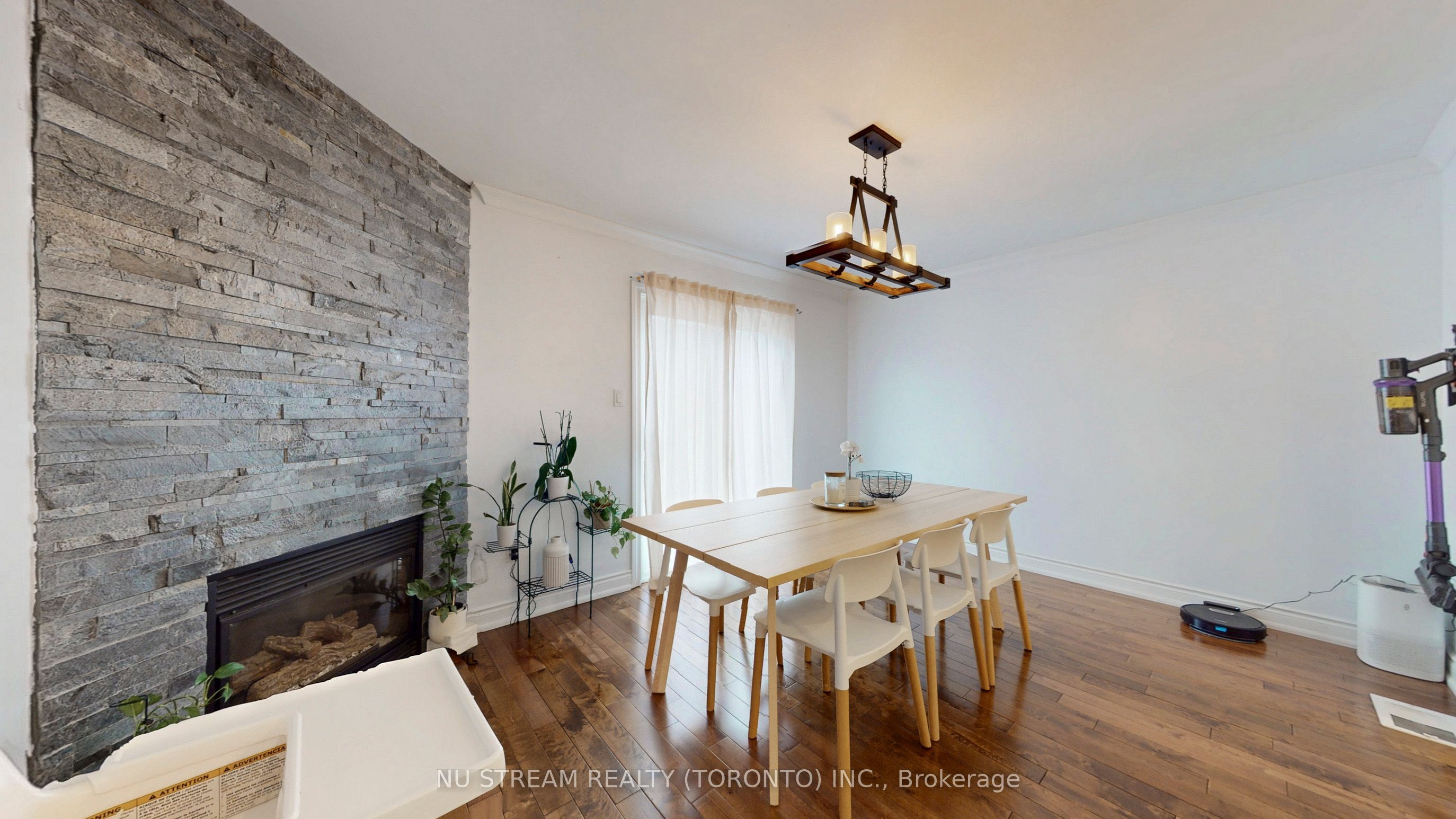 3926 Hazelridge Road Property Photo 12