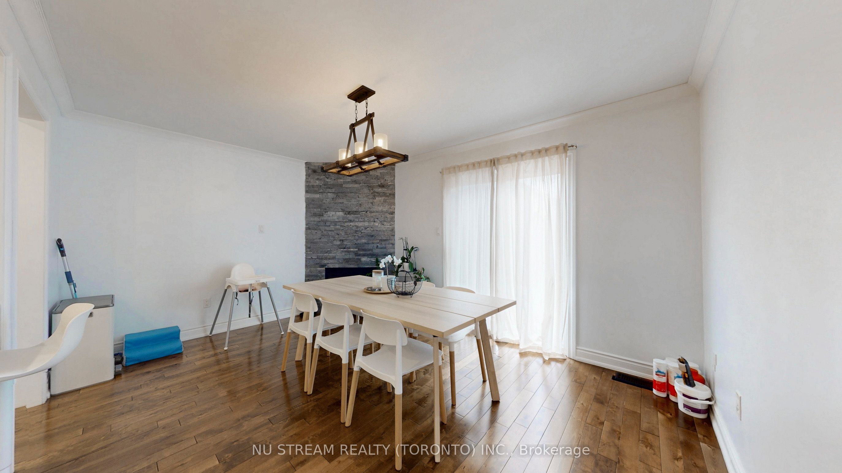 3926 Hazelridge Road Property Photo 13