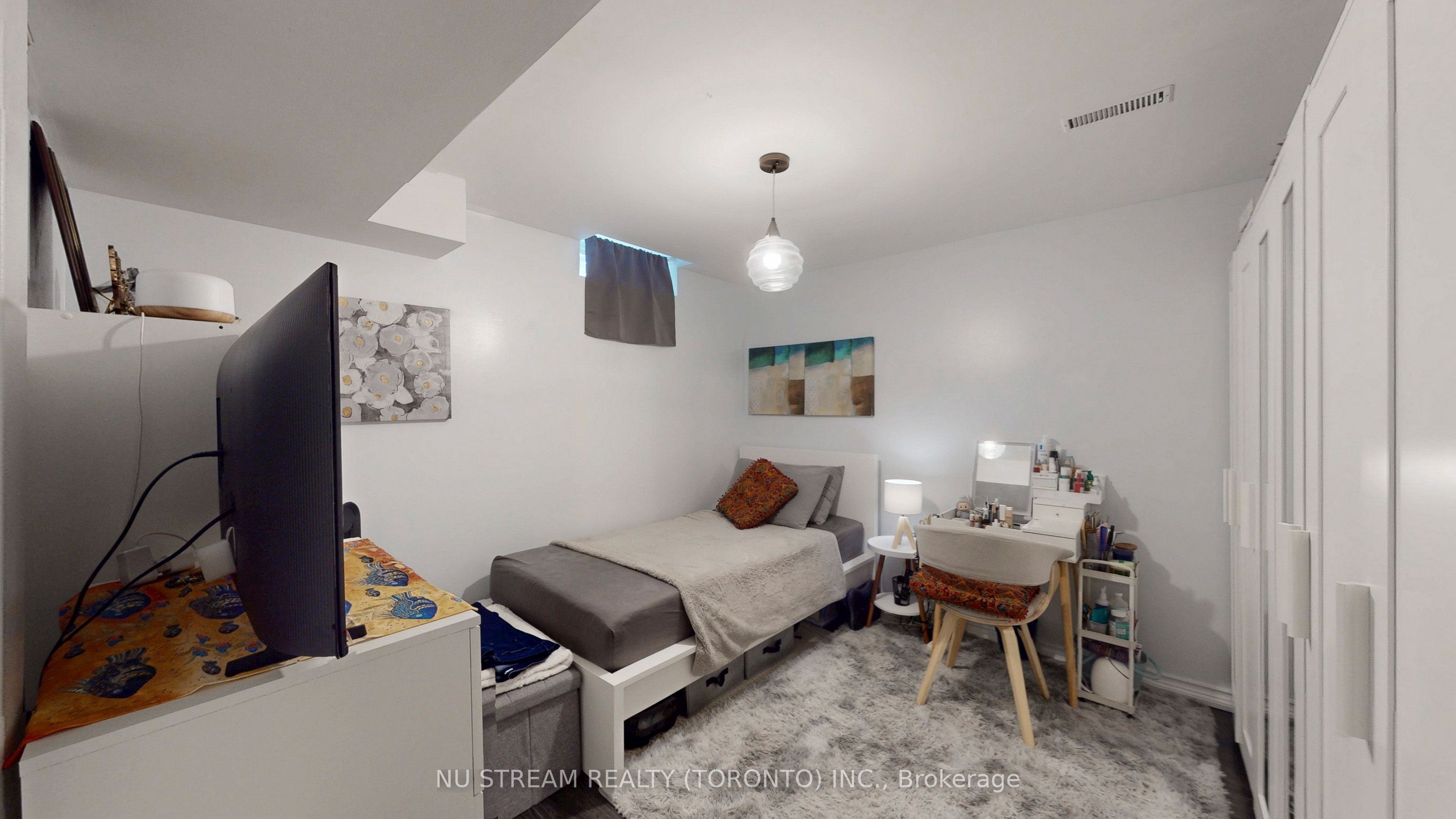 3926 Hazelridge Road Property Photo 40