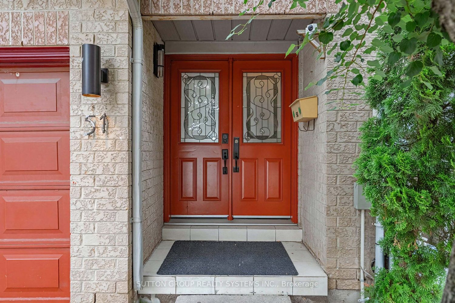 51 Gilgorm Road Property Photo 3