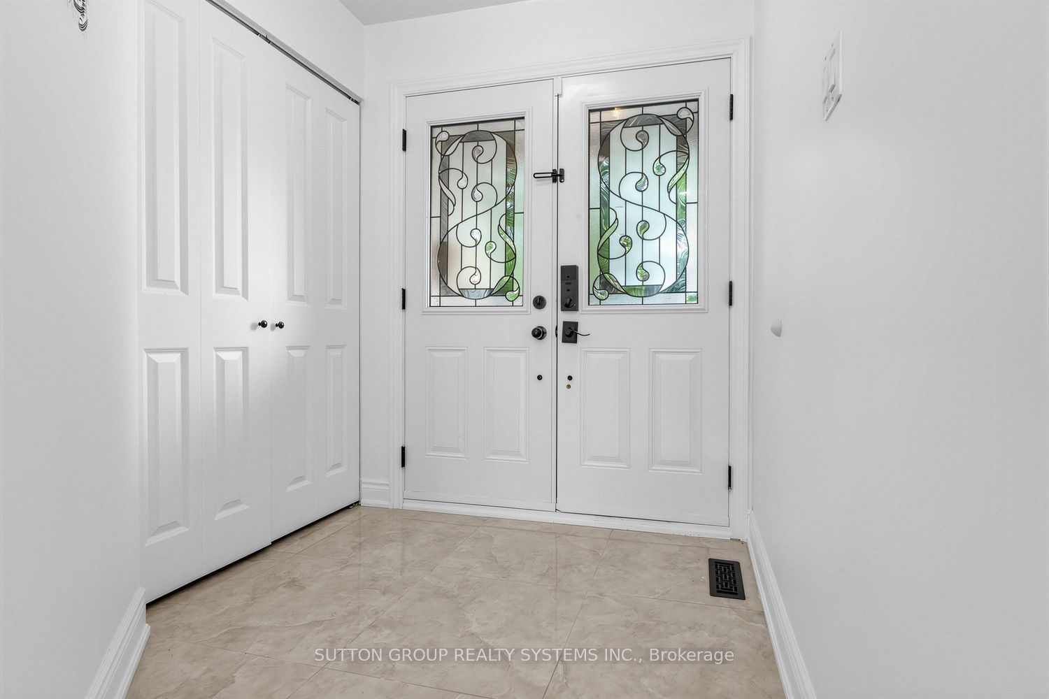 51 Gilgorm Road Property Photo 4