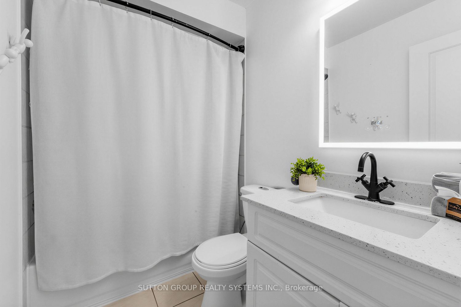 51 Gilgorm Road Property Photo 17