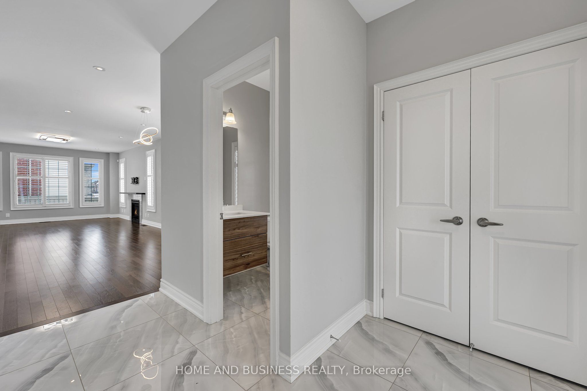 1275 Raspberry Terrace Property Photo 7
