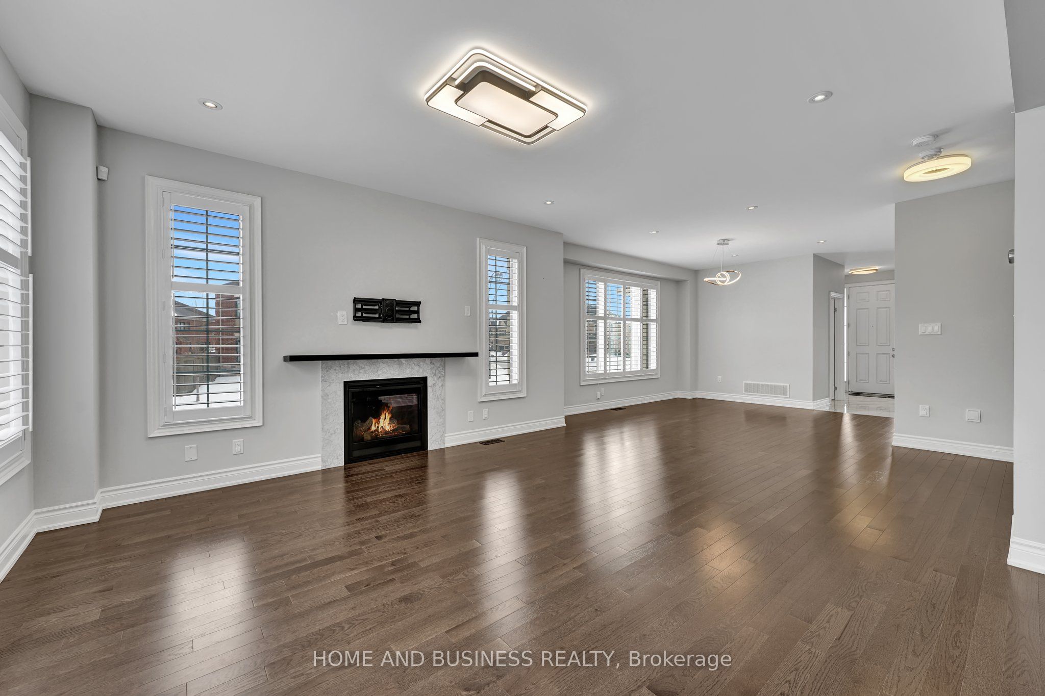 1275 Raspberry Terrace Property Photo 8