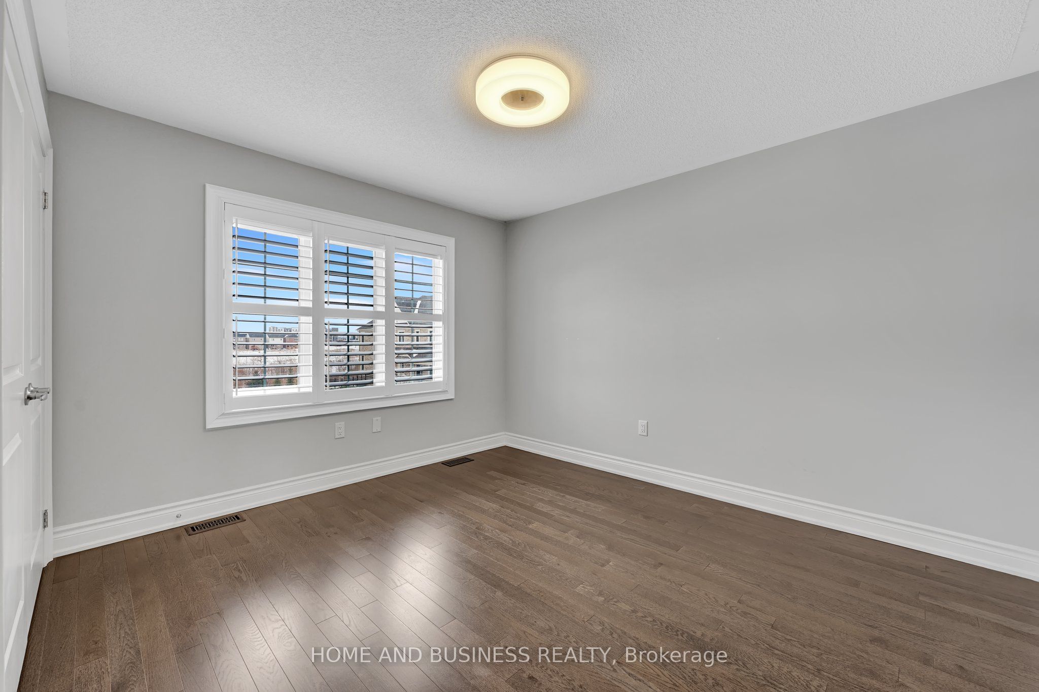 1275 Raspberry Terrace Property Photo 29