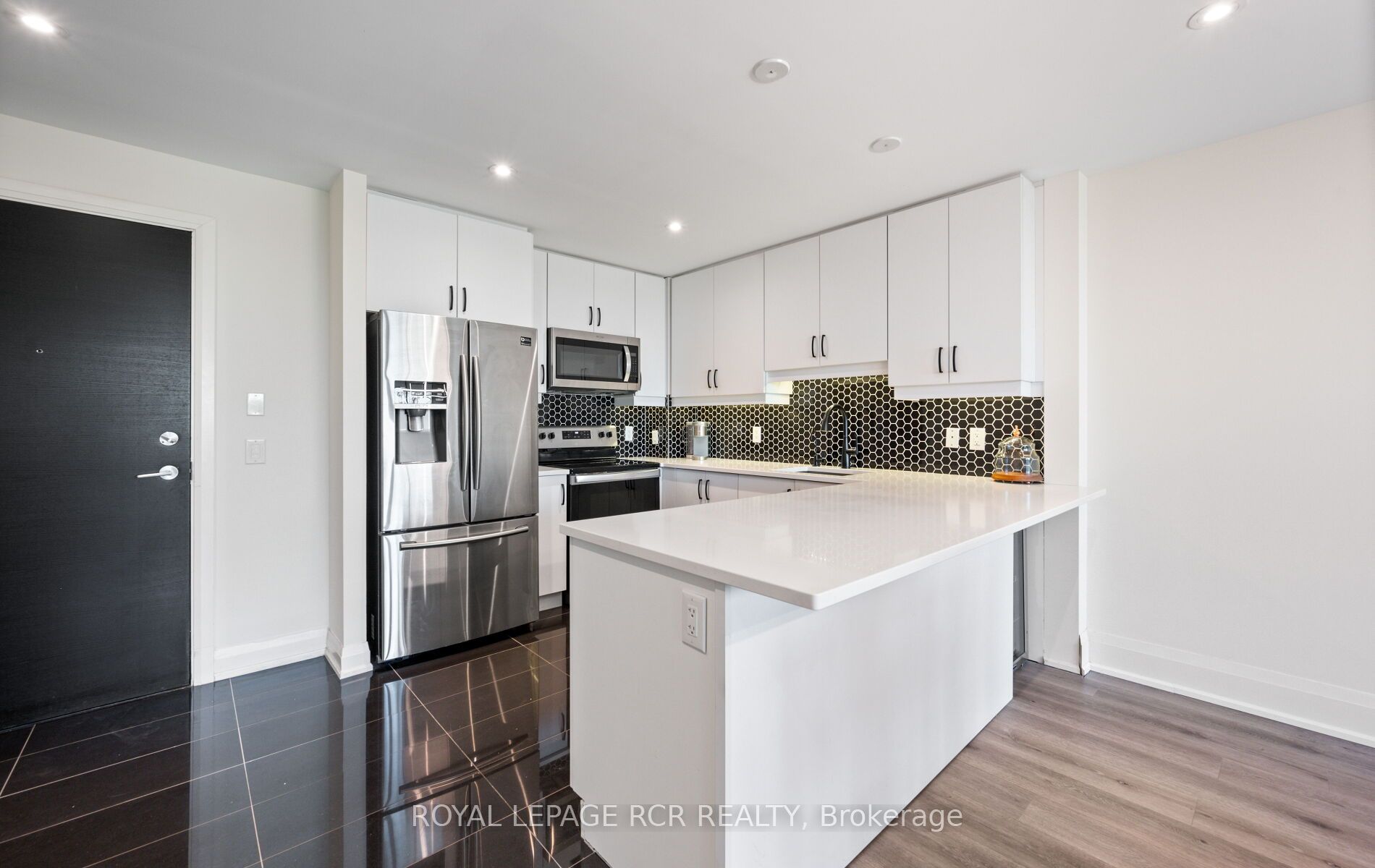 65 Yorkland Boulevard 107 Property Photo 14