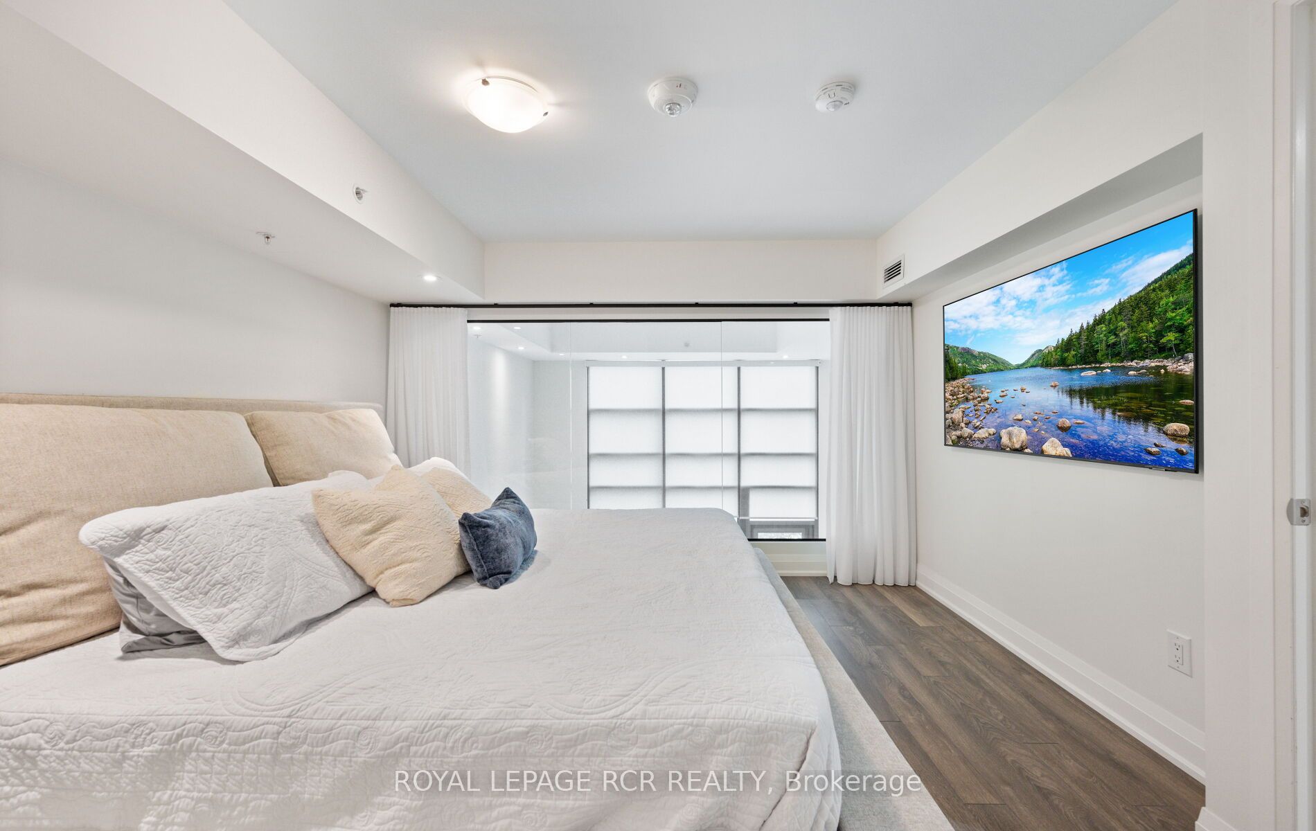65 Yorkland Boulevard 107 Property Photo 17