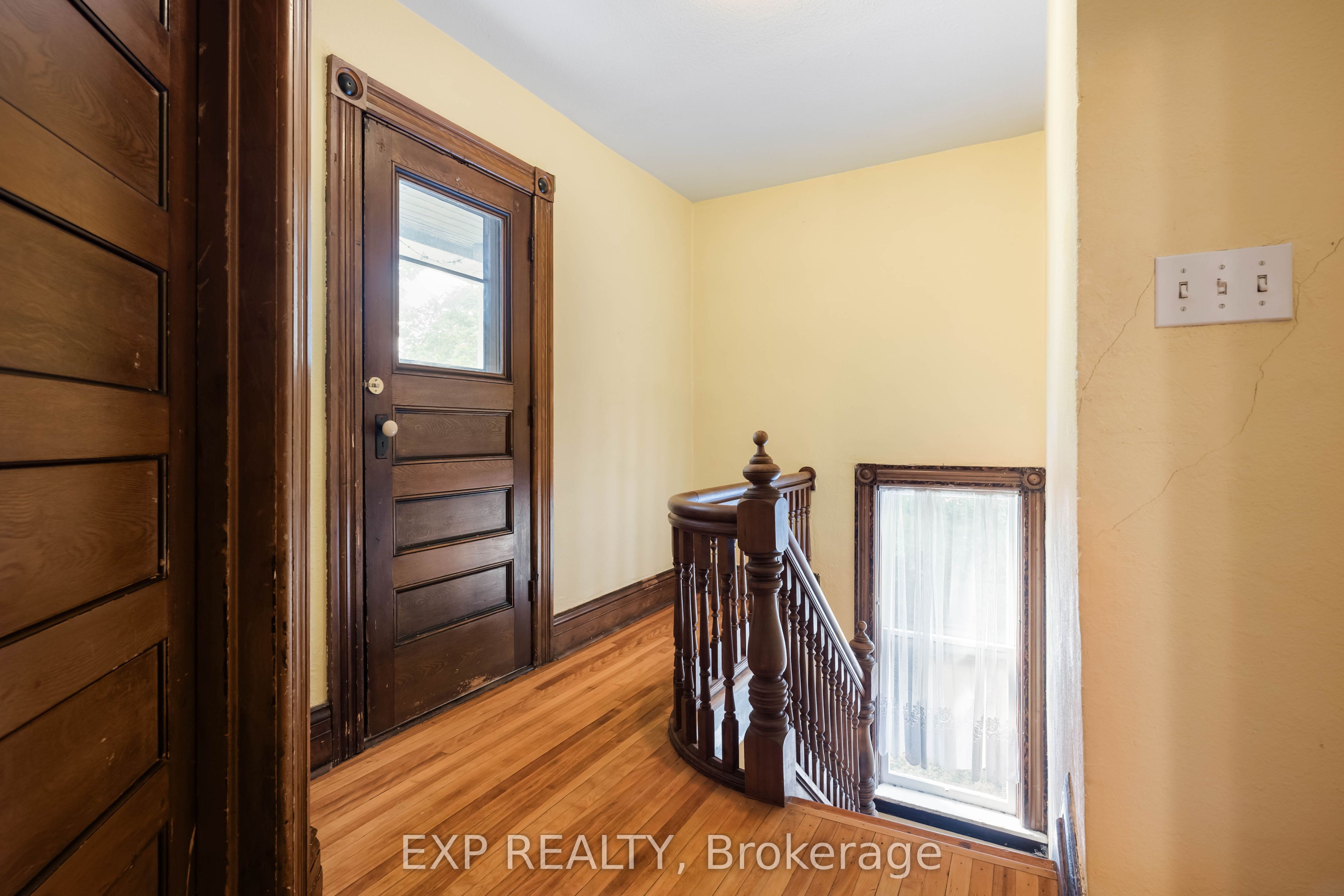 52 First Street Property Photo 8