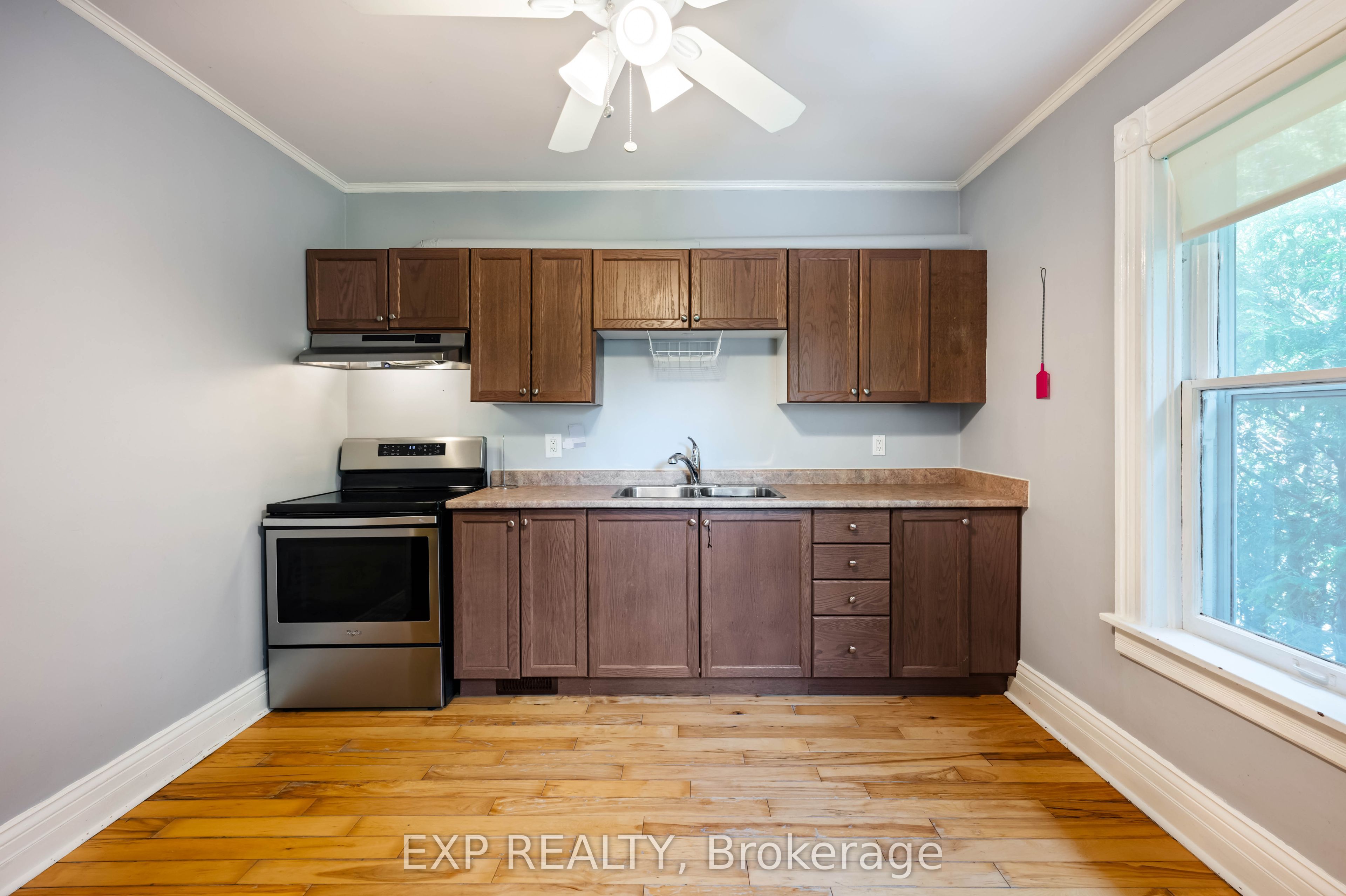 52 First Street Property Photo 14