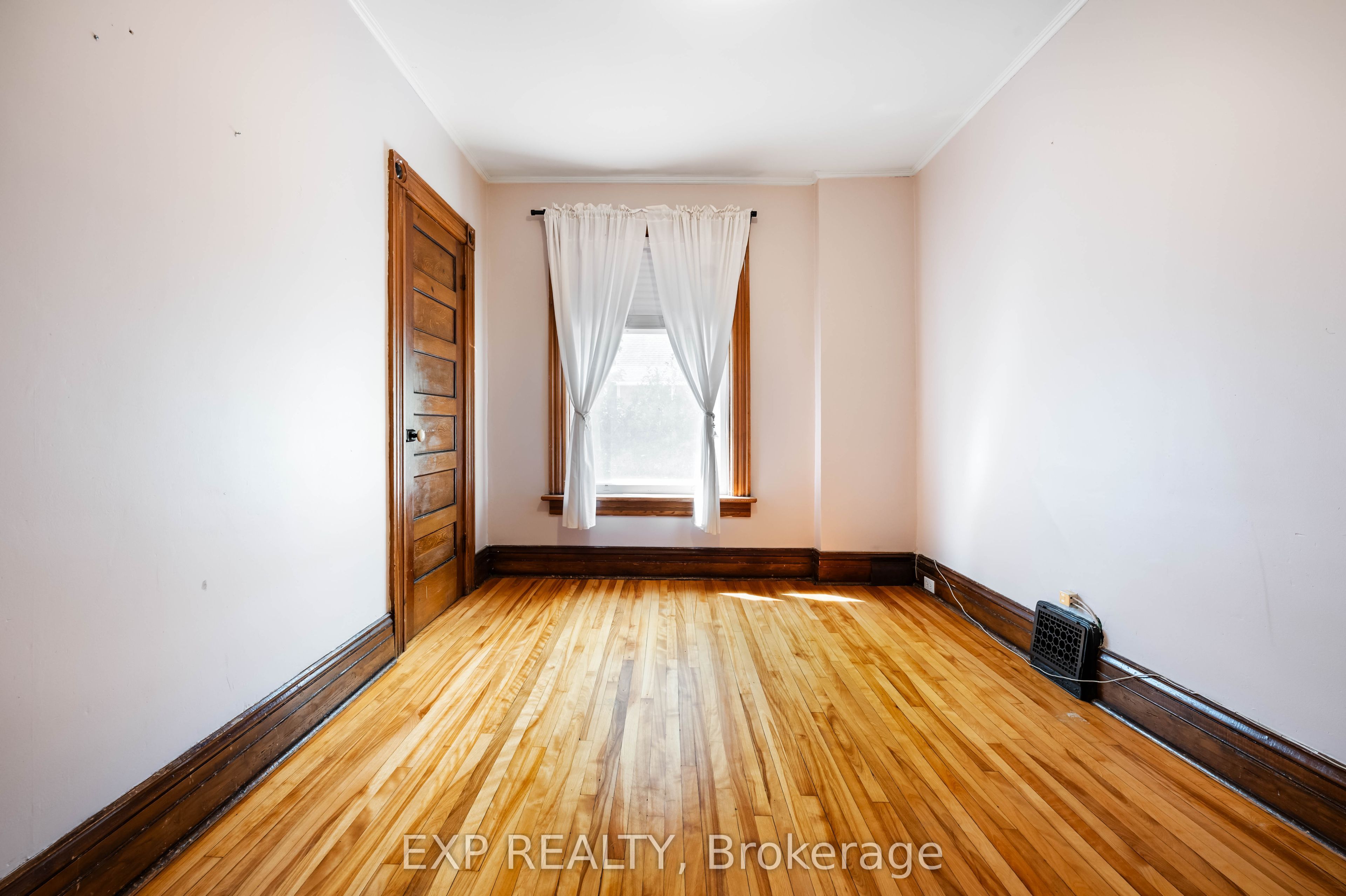 52 First Street Property Photo 18