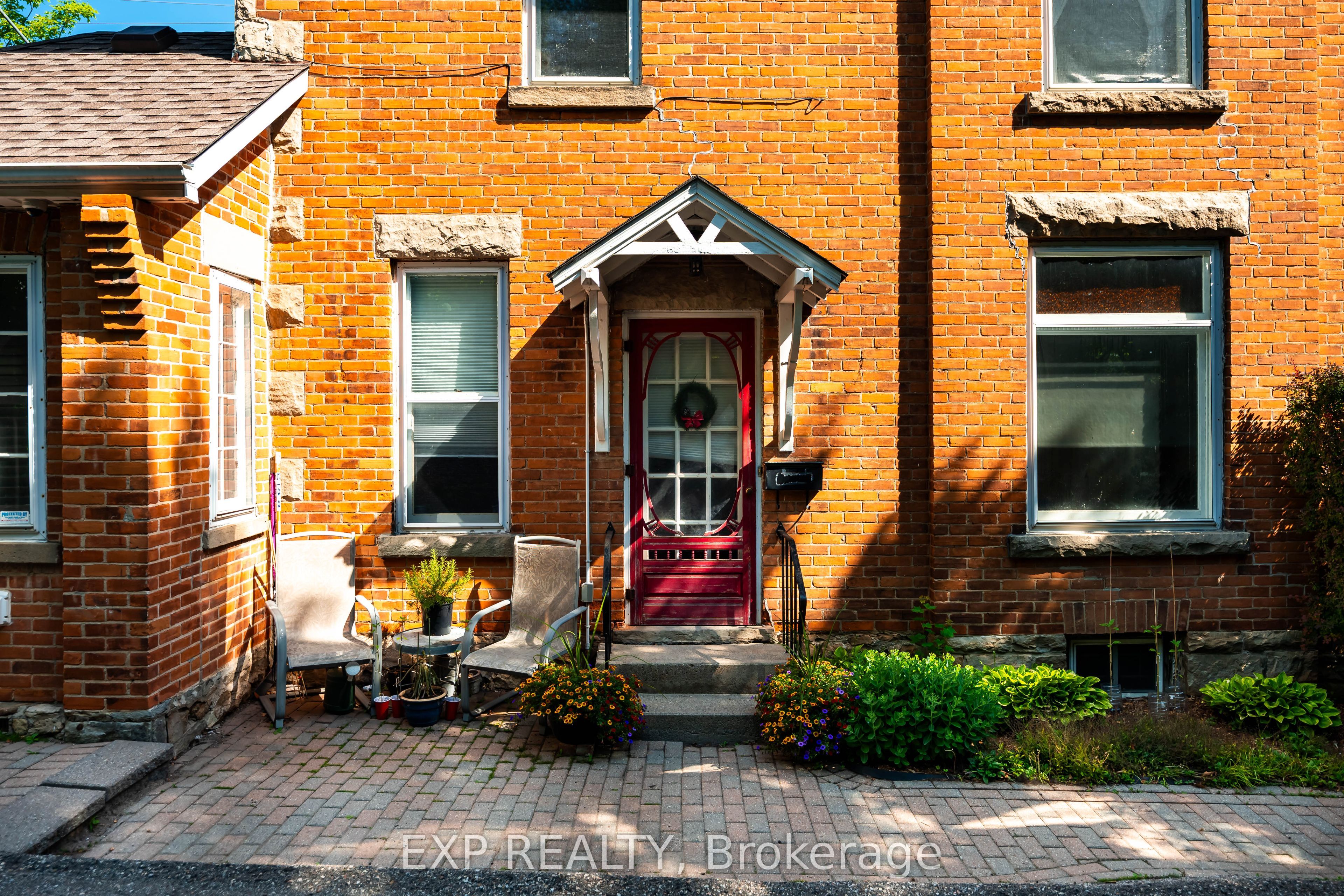 52 First Street Property Photo 27