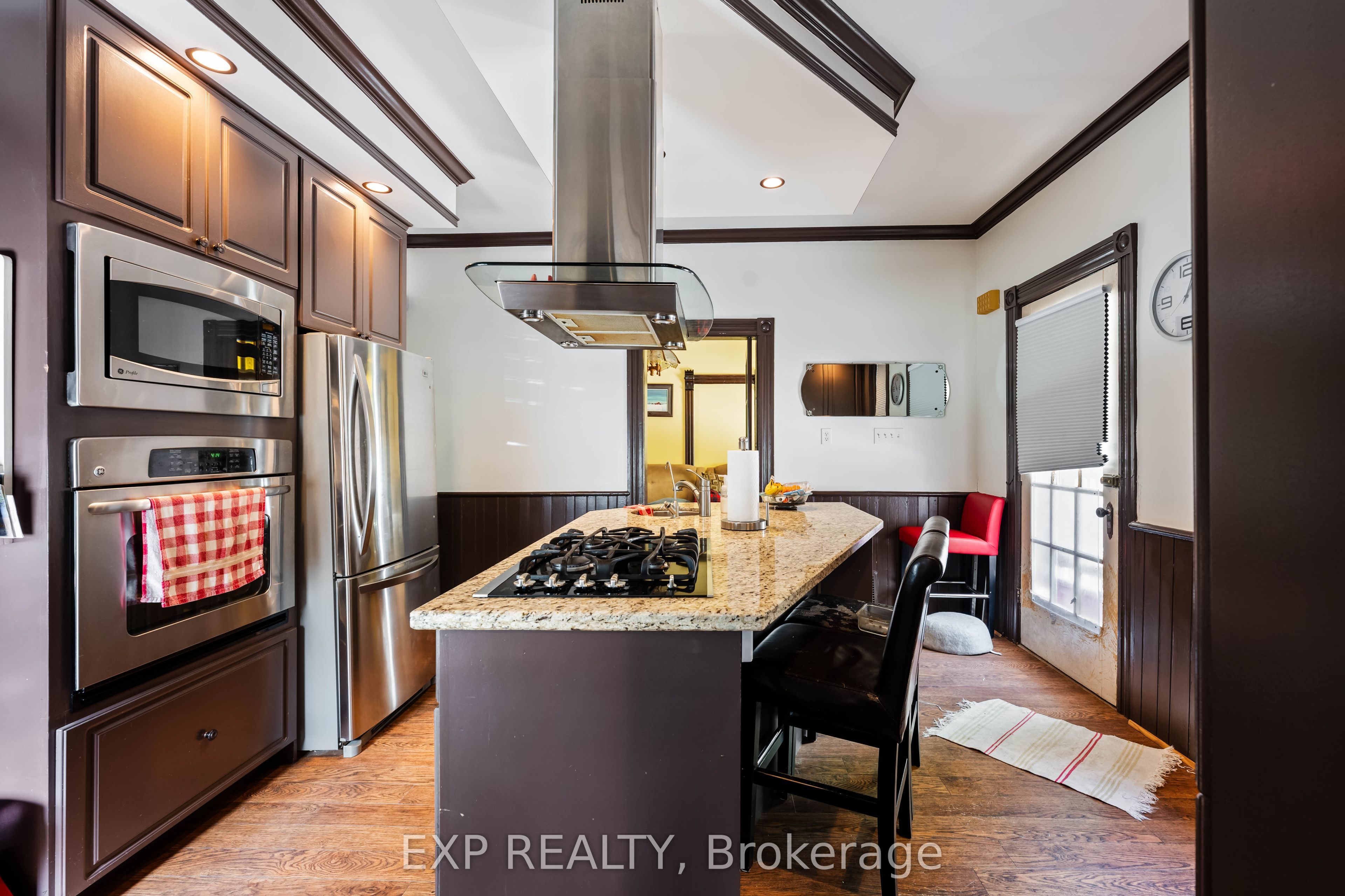 52 First Street Property Photo 28