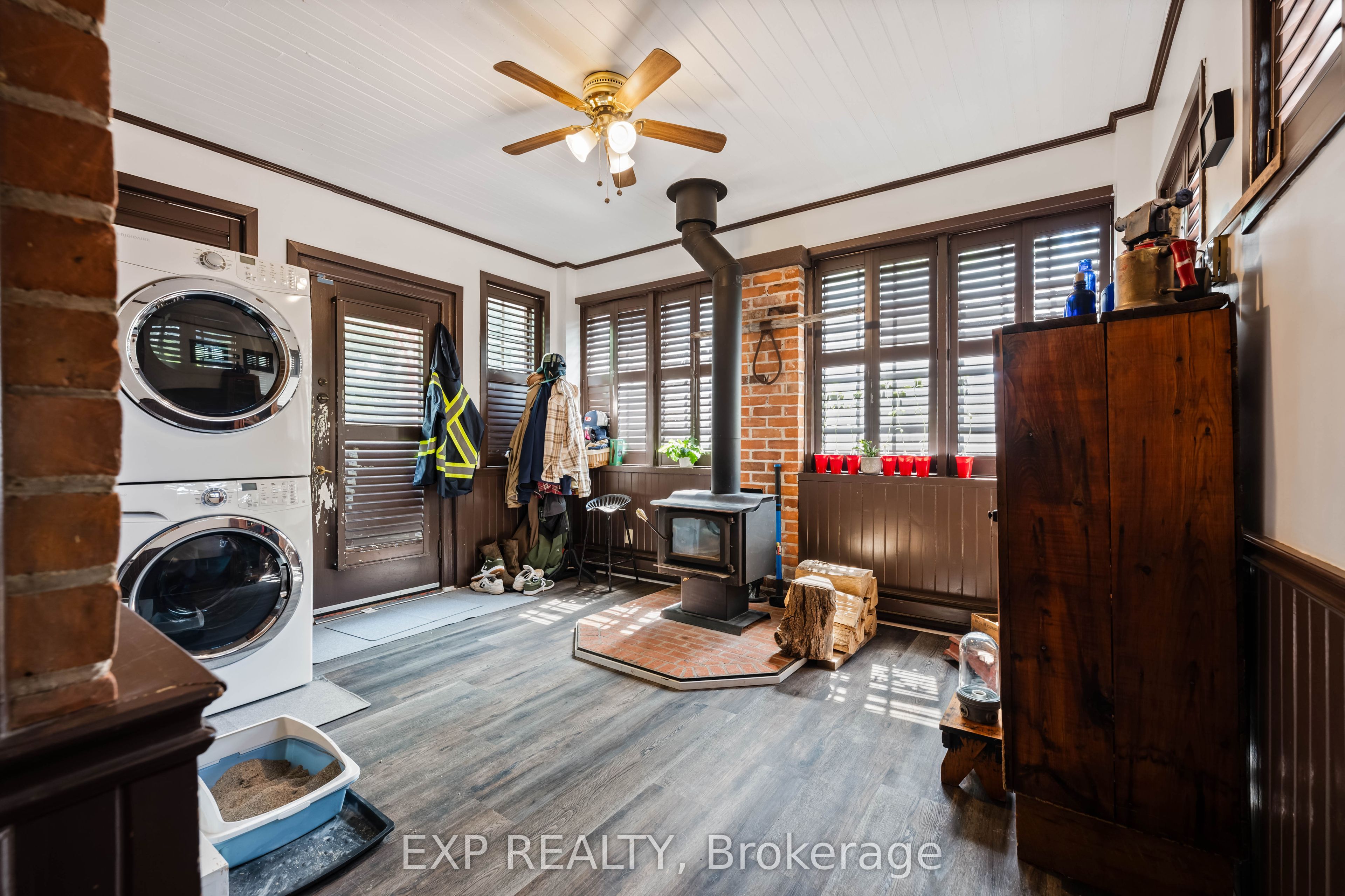 52 First Street Property Photo 31