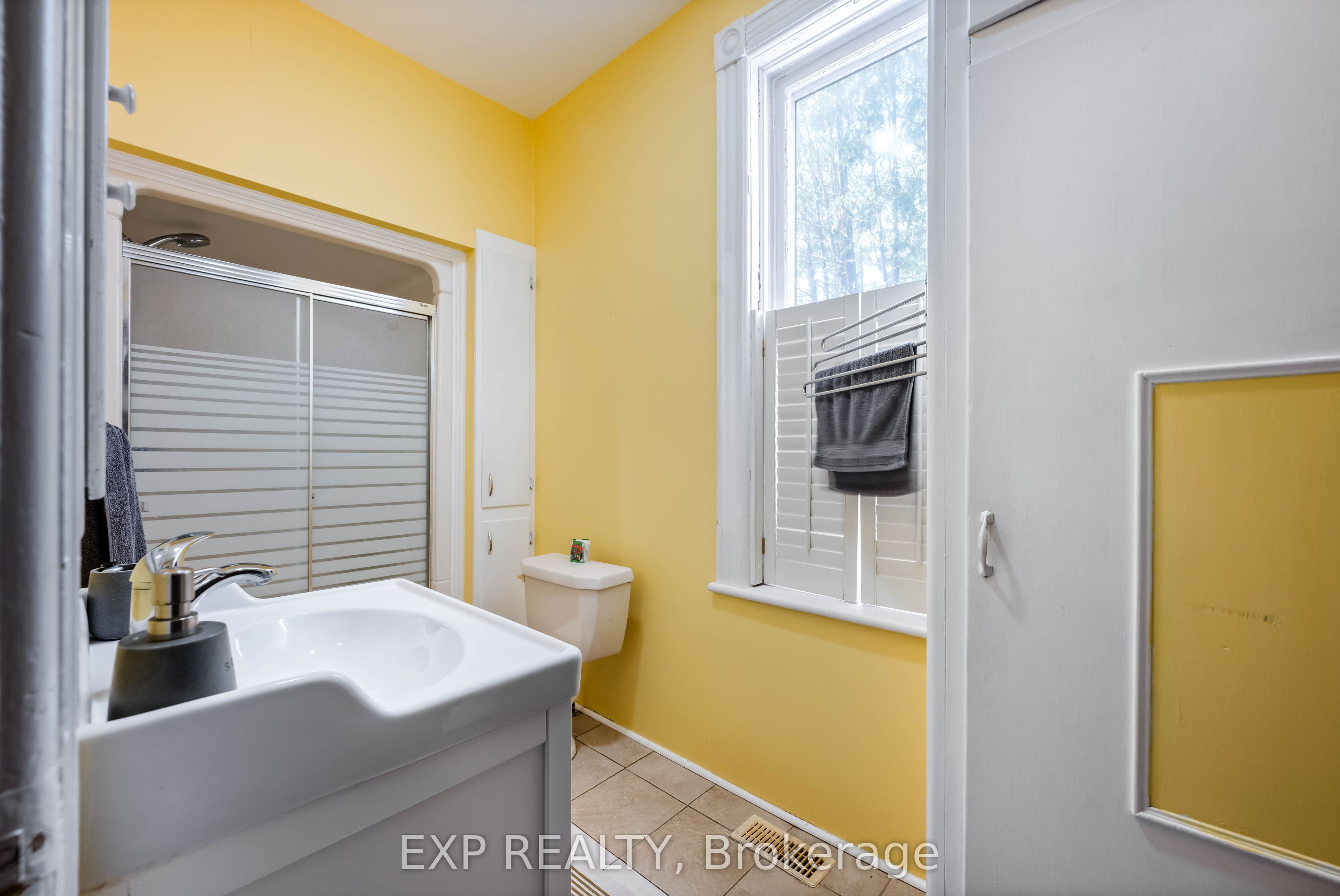 52 First Street Property Photo 33