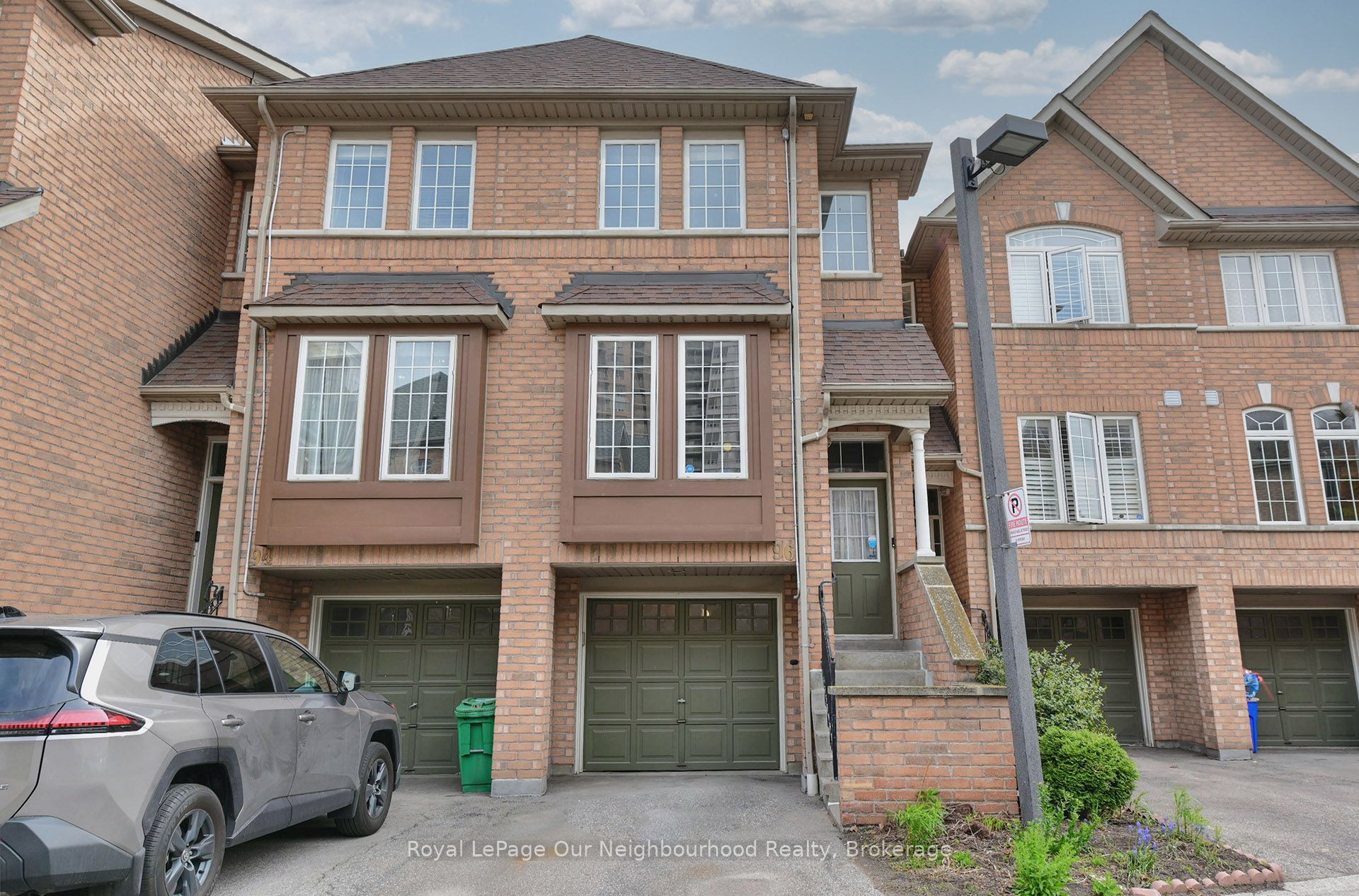 50 Strathaven Drive 96 Property Photo 1