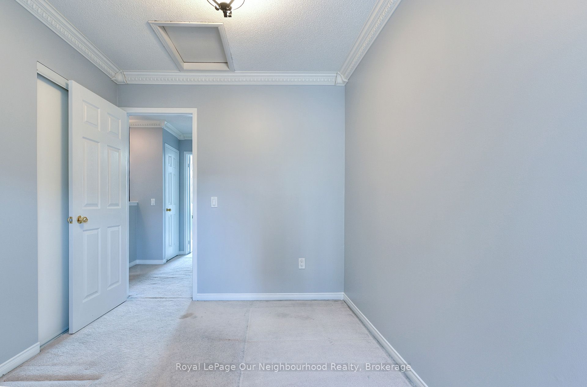 50 Strathaven Drive 96 Property Photo 5